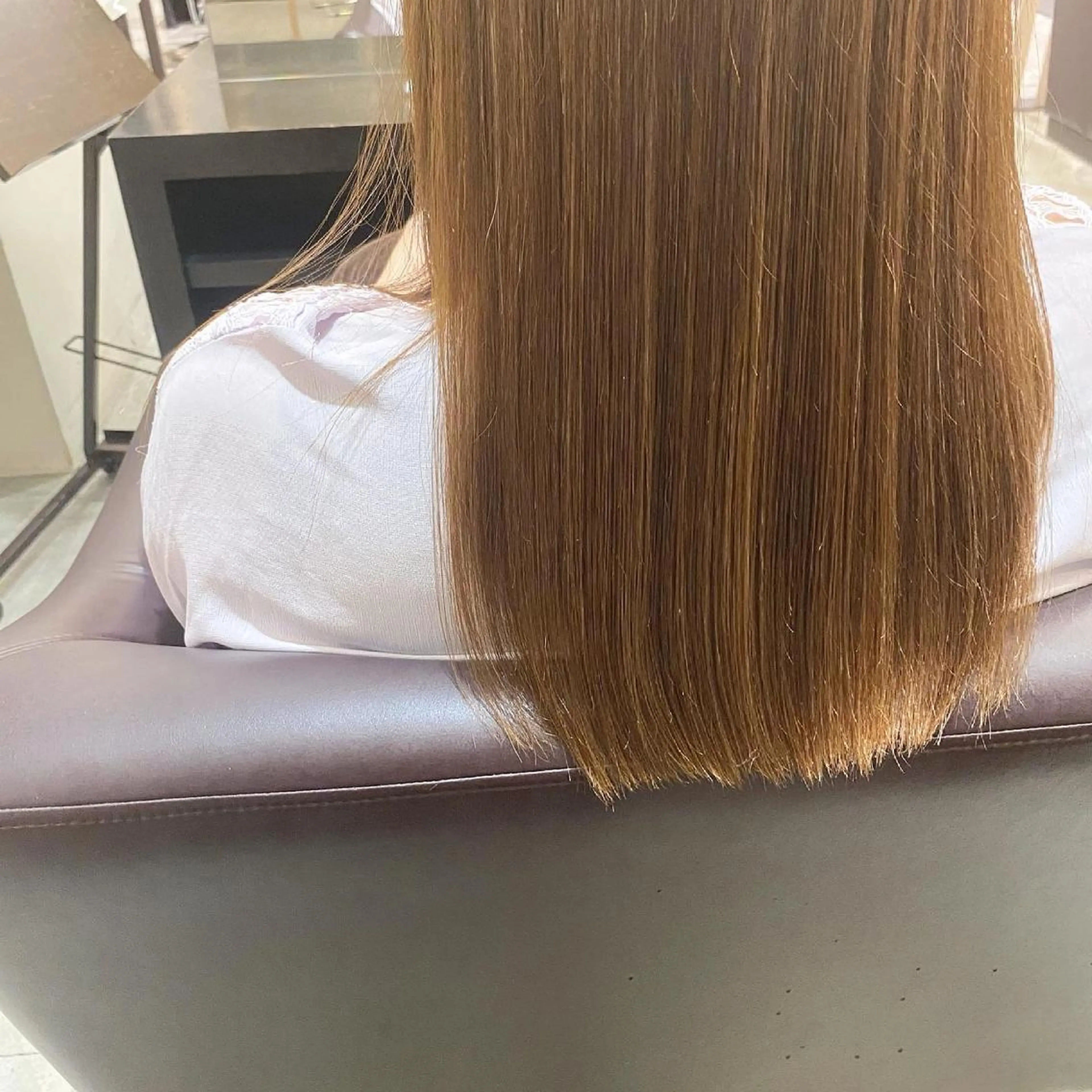 セミロング くせ毛 酸性ストレート みやび🫧髪質改善 🫧透明感カラー🫧のヘアスタイル