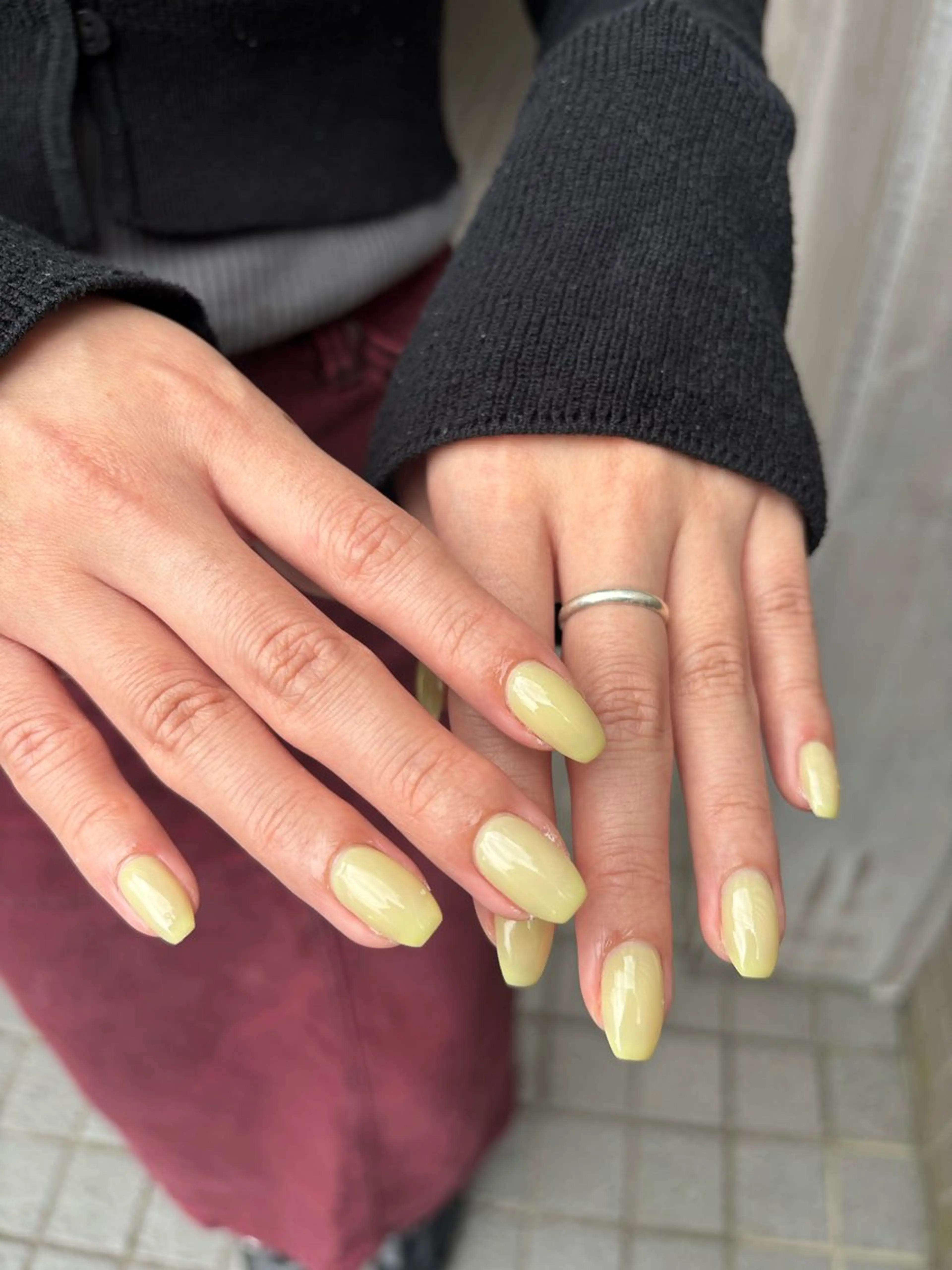 ネイル グリーン ワンカラーネイル ハンドネイル ハンドケア 🎀NAIL🎀 AI🪄︎︎◝✩のネイルデザイン