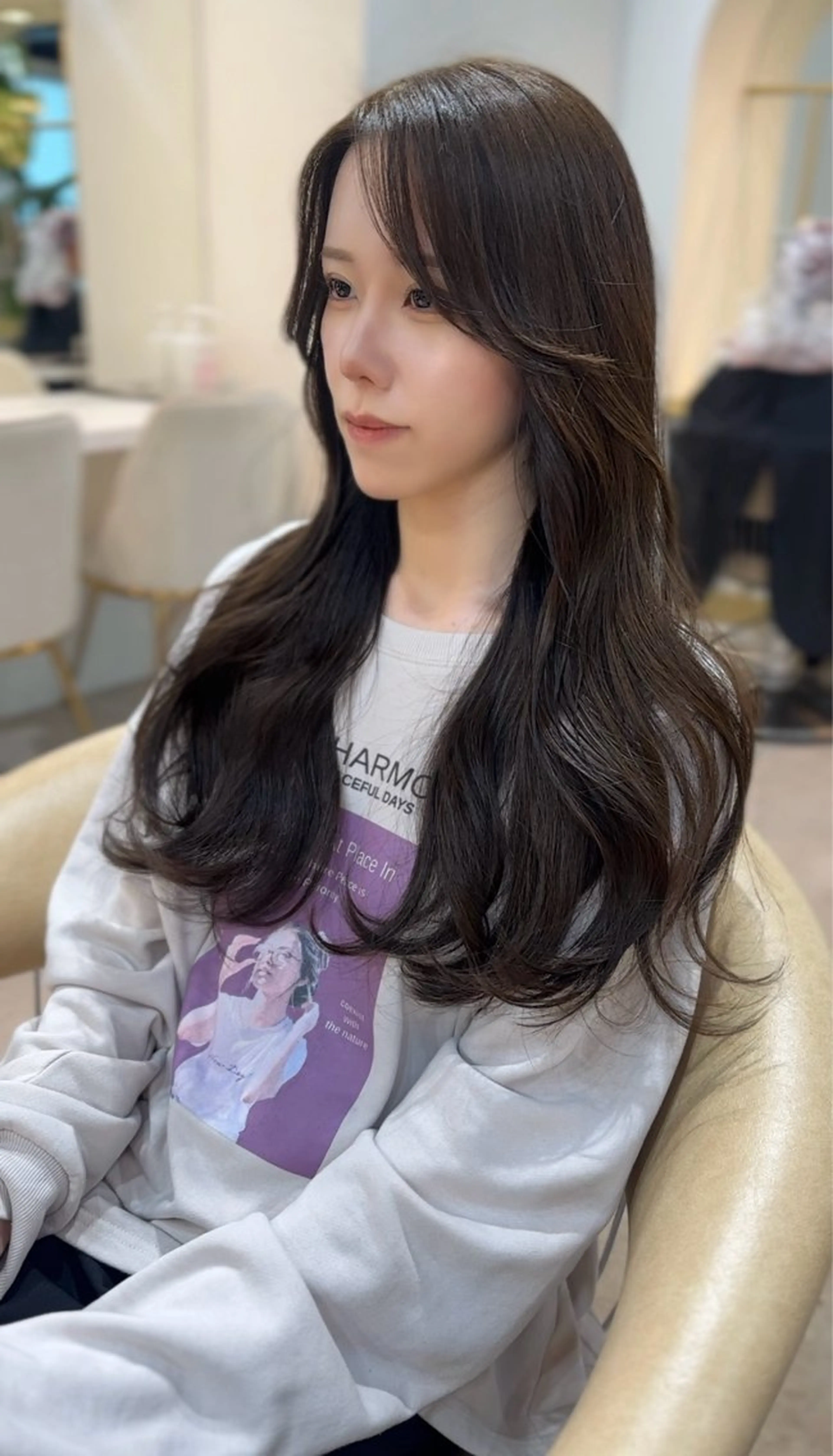 ロング カラー カット ヘアカラー トリートメント Akane レイヤー/艶カラーのヘアスタイル