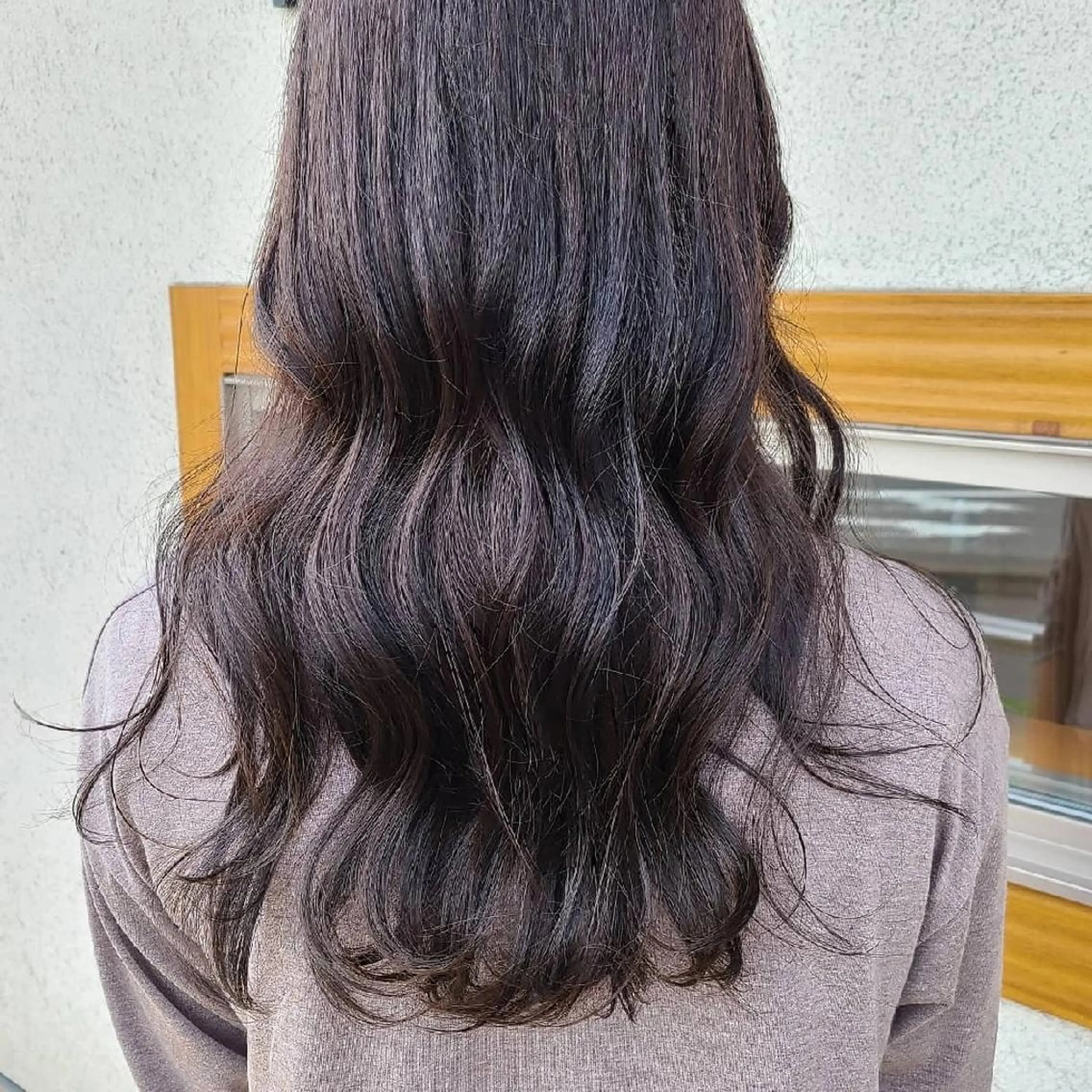 ロング カラー アッシュ ブラウンカラー カット ヘアカラー 西田 理沙のヘアスタイル
