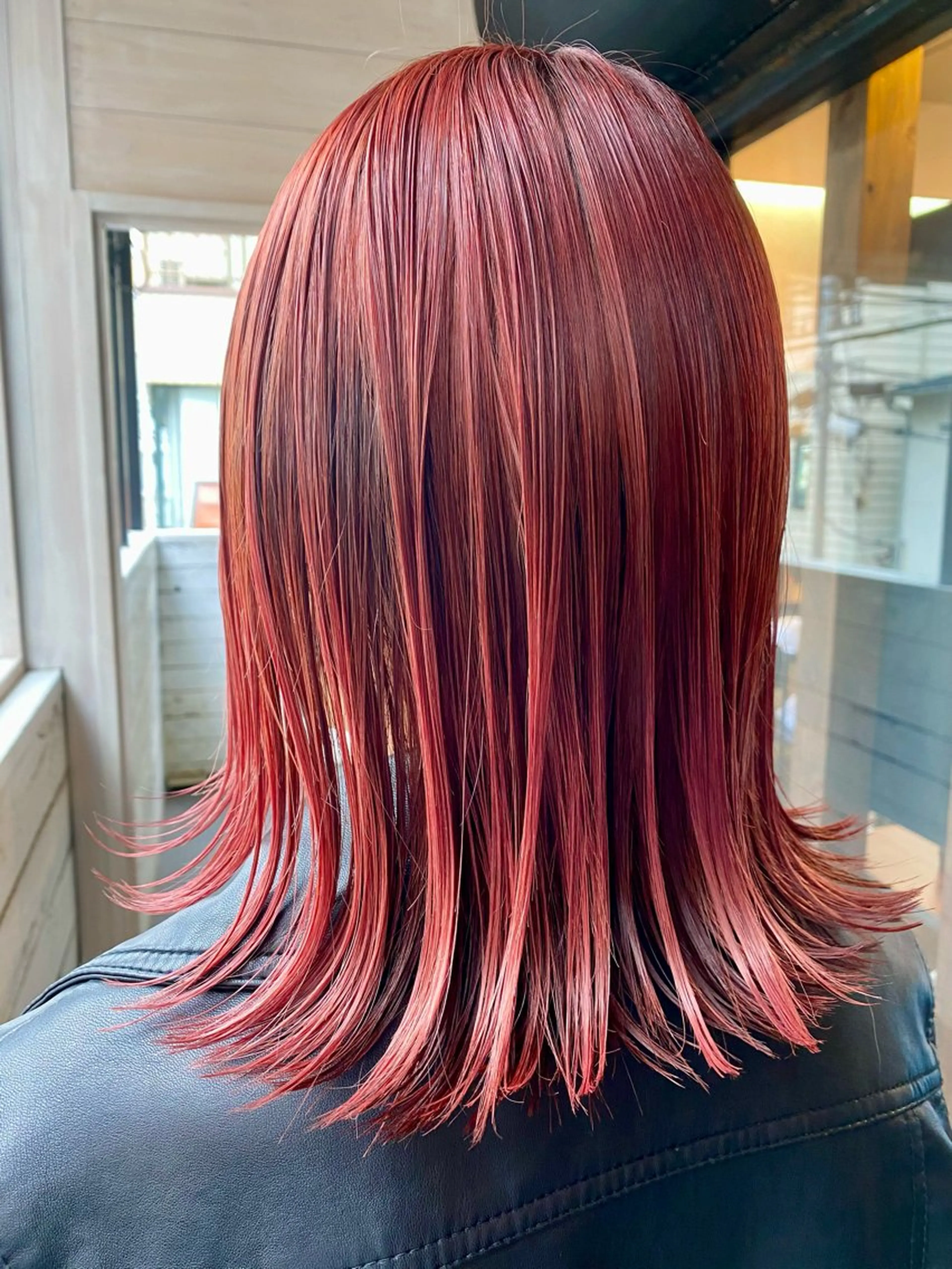 ミディアム カット ヘアカラー トリートメント 代官山/恵比寿所属・髪質改善/縮毛矯正 専門　代官山/恵比寿のヘアスタイル