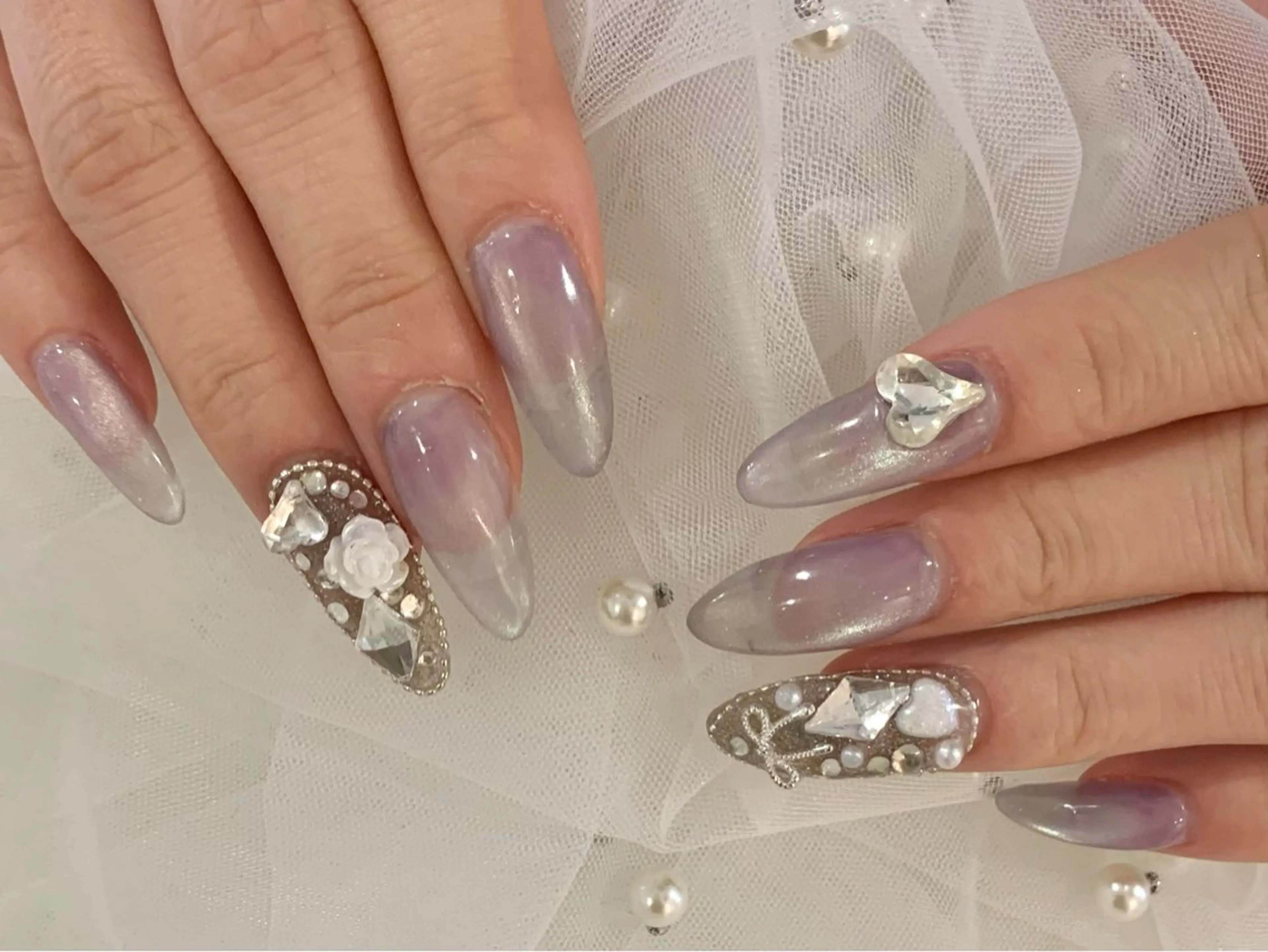 セミロング NAIL SALON FLOR所属・キラキラネイル/ 韓国ネイルMAKIのネイルデザイン