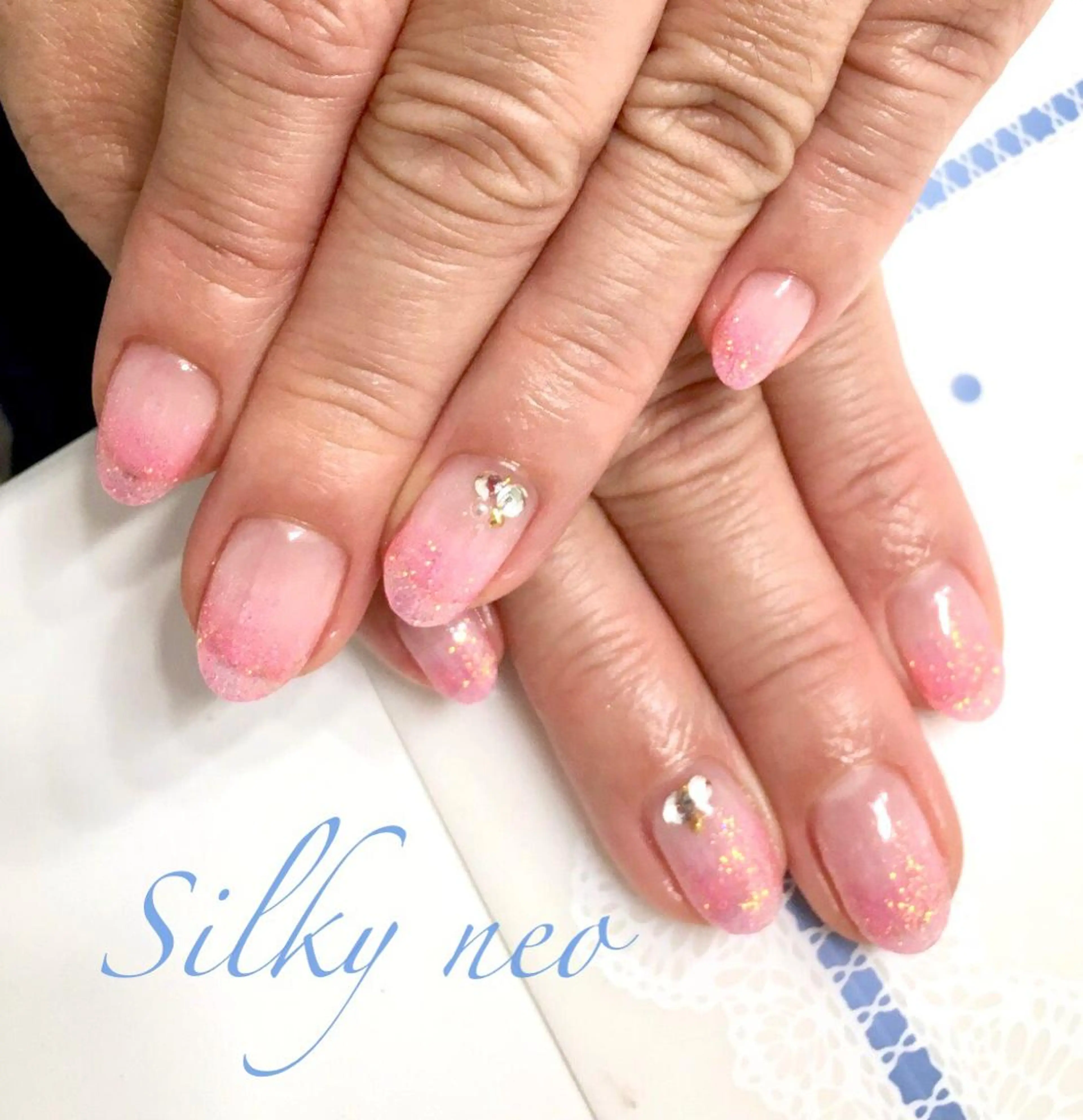 ネイル ラメ(グリッター) ラメグラデーション シンプルネイル Silky_nail _soraのネイルデザイン