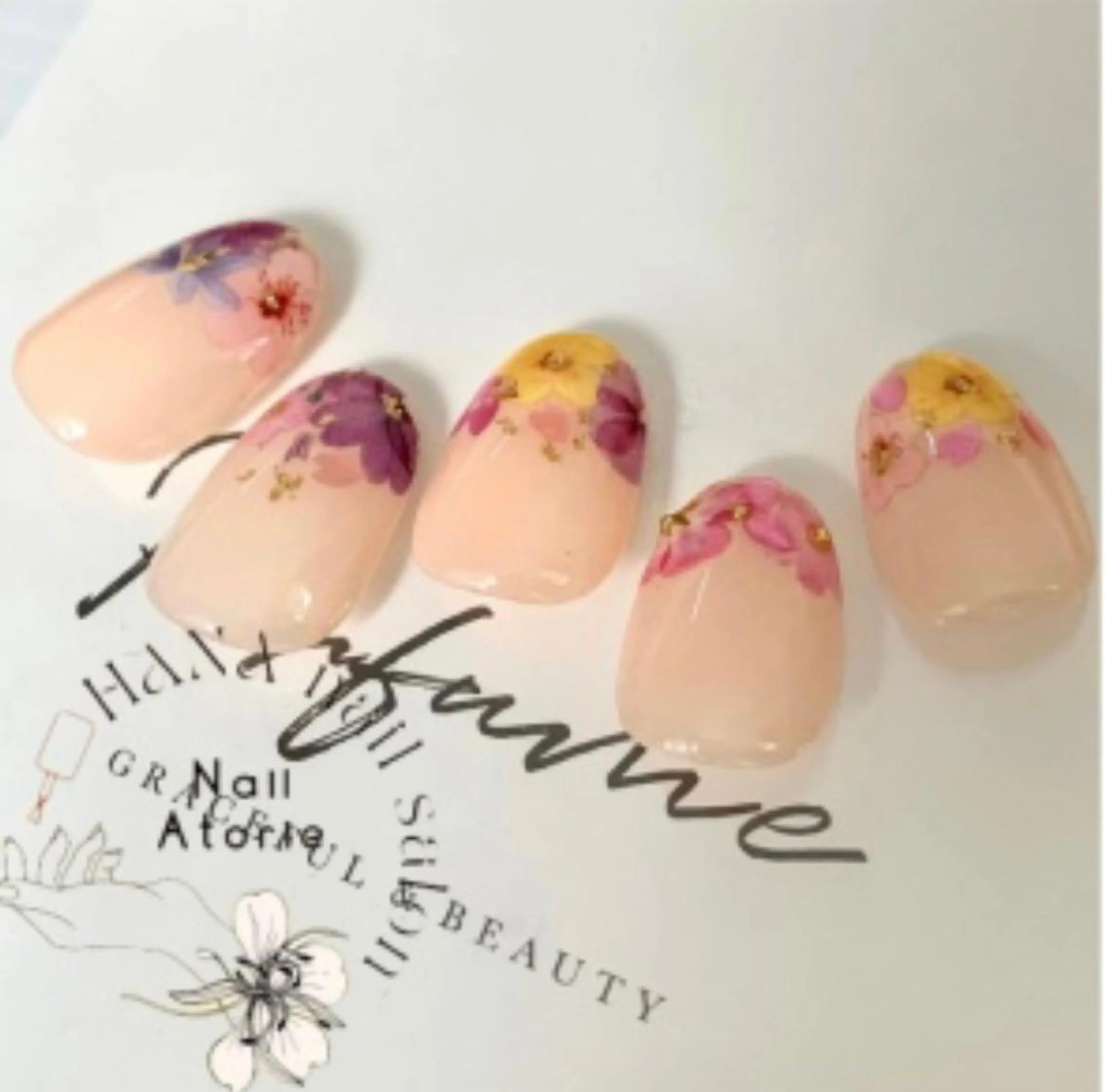 ネイル HaNA 　nail salonのネイルデザイン