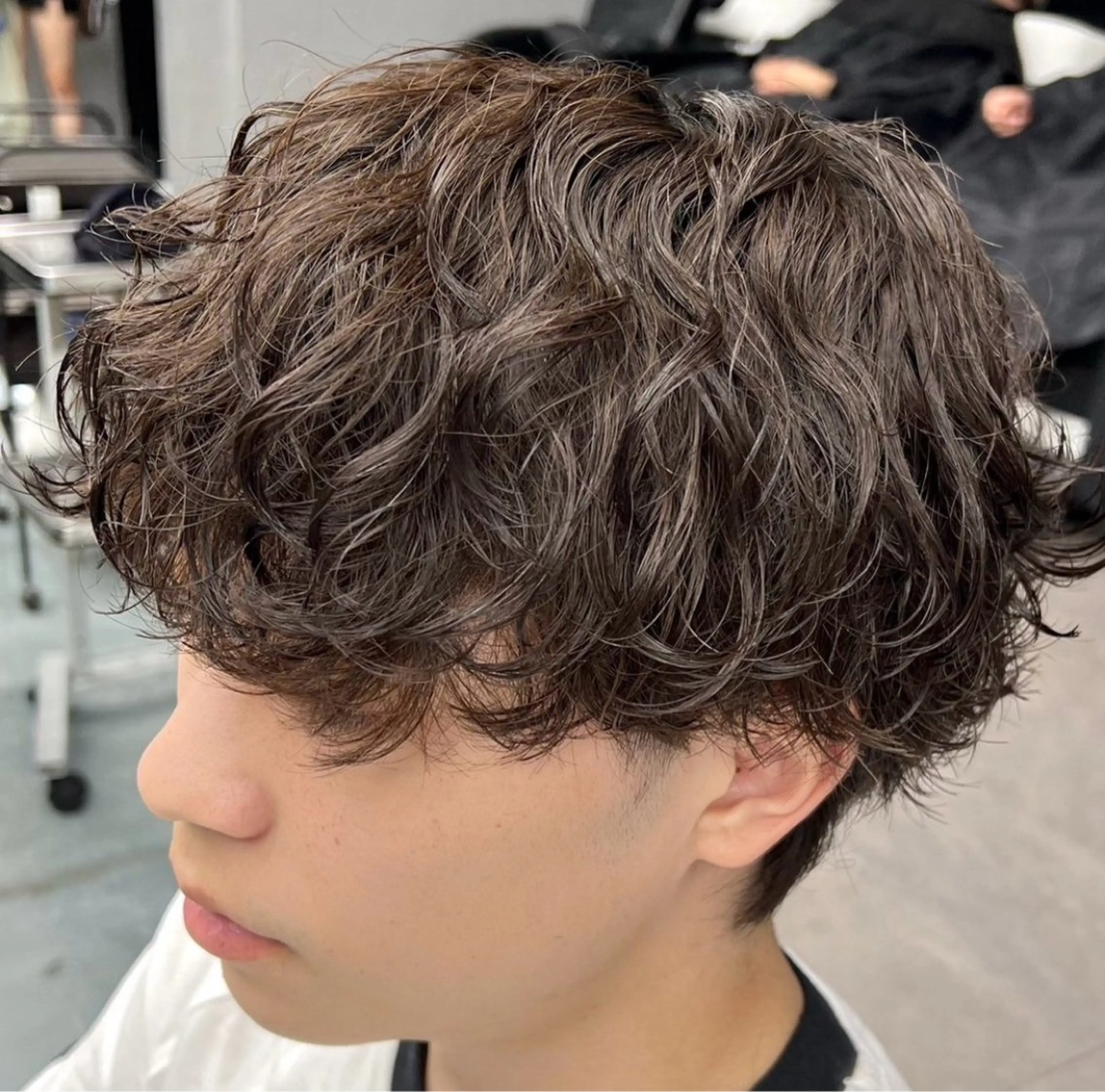 ショート パーマ メンズ カット パーマ ハイトーン/ メンズ/櫻本 🌐のヘアスタイル