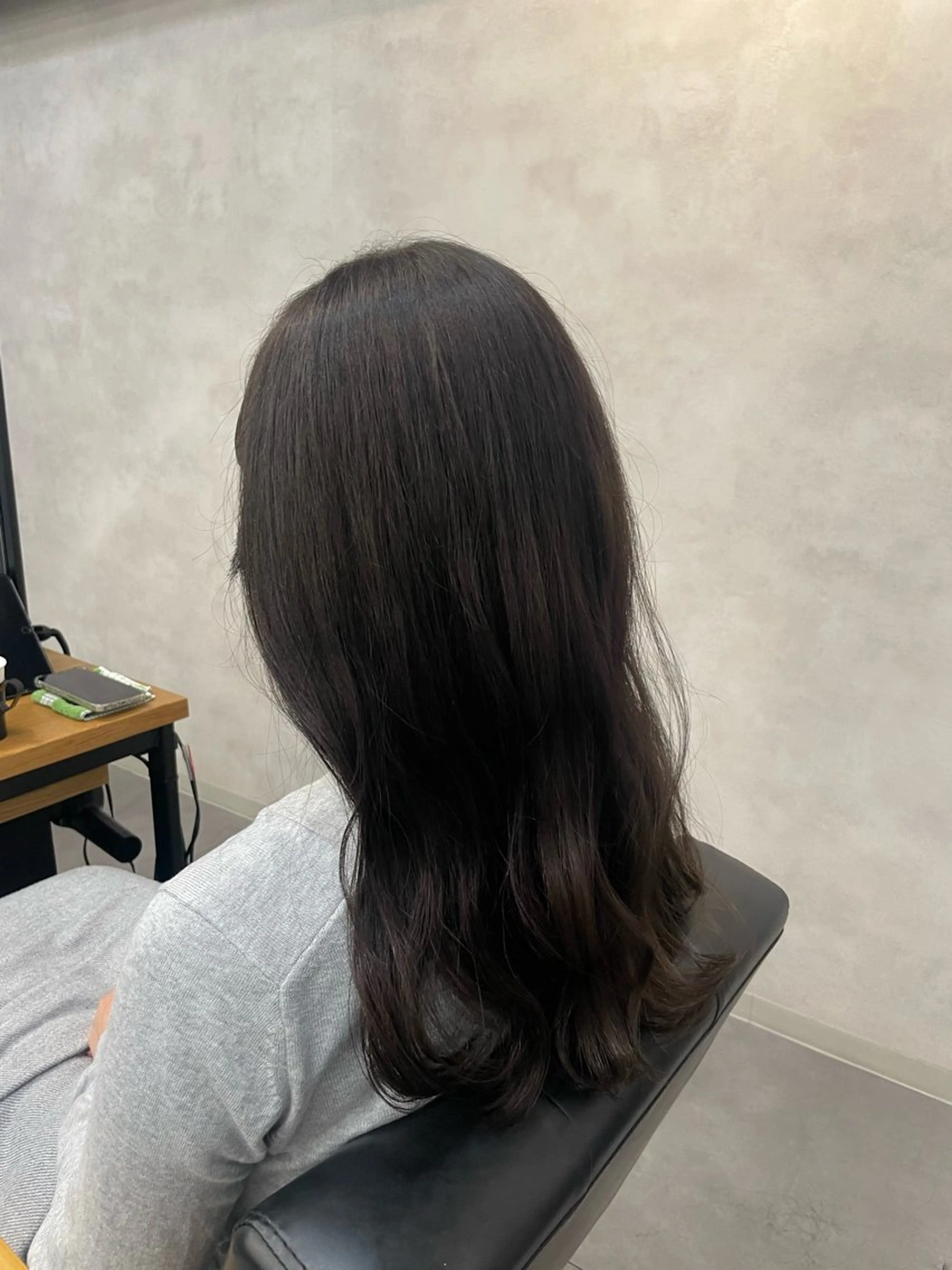 セミロング カラー カット ヘアカラー トリートメント 今村 南穂のヘアスタイル
