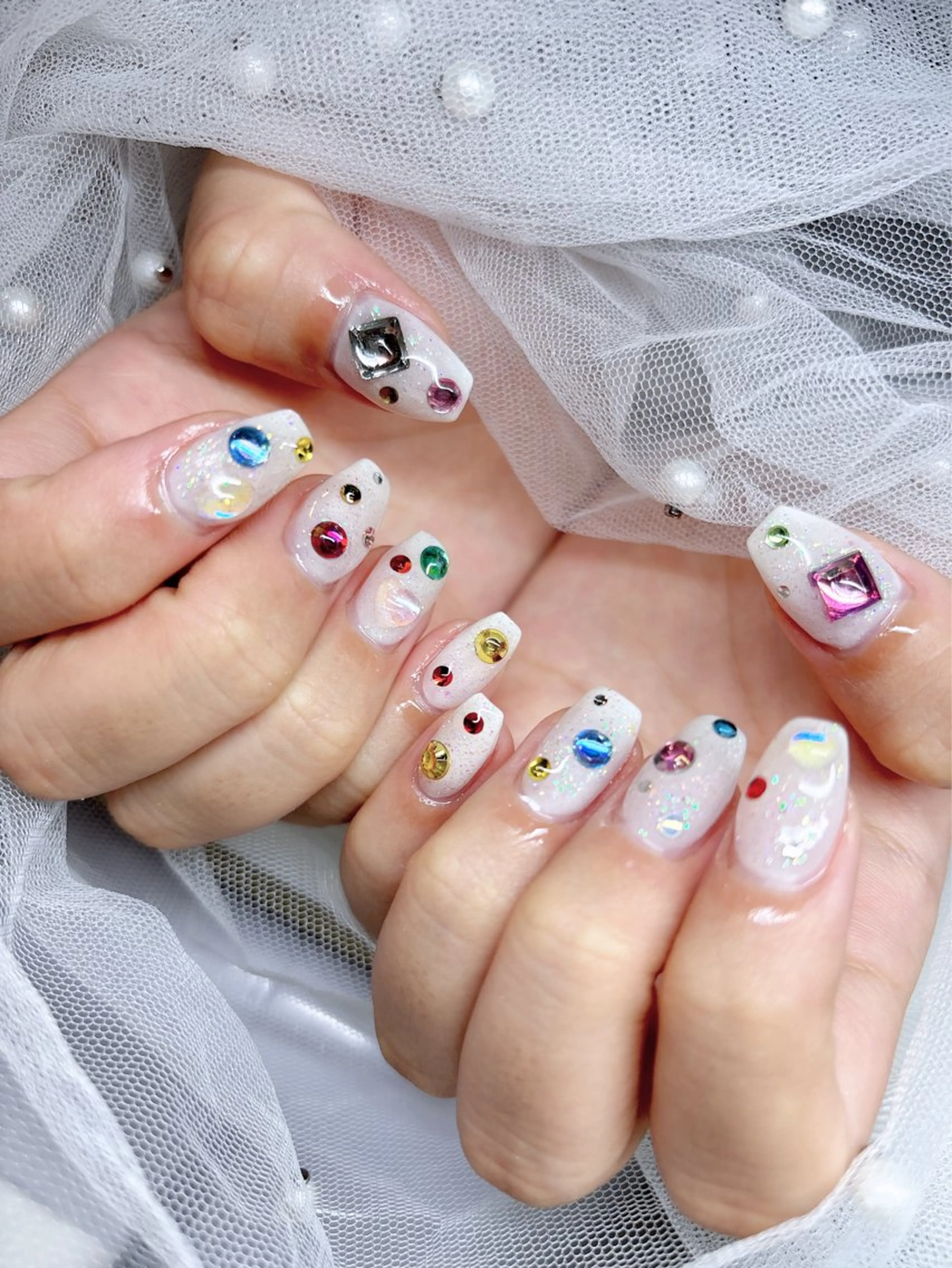 ネイル ジェルネイル ロングネイル ピンク ワンホンネイル happiness nailのネイルデザイン