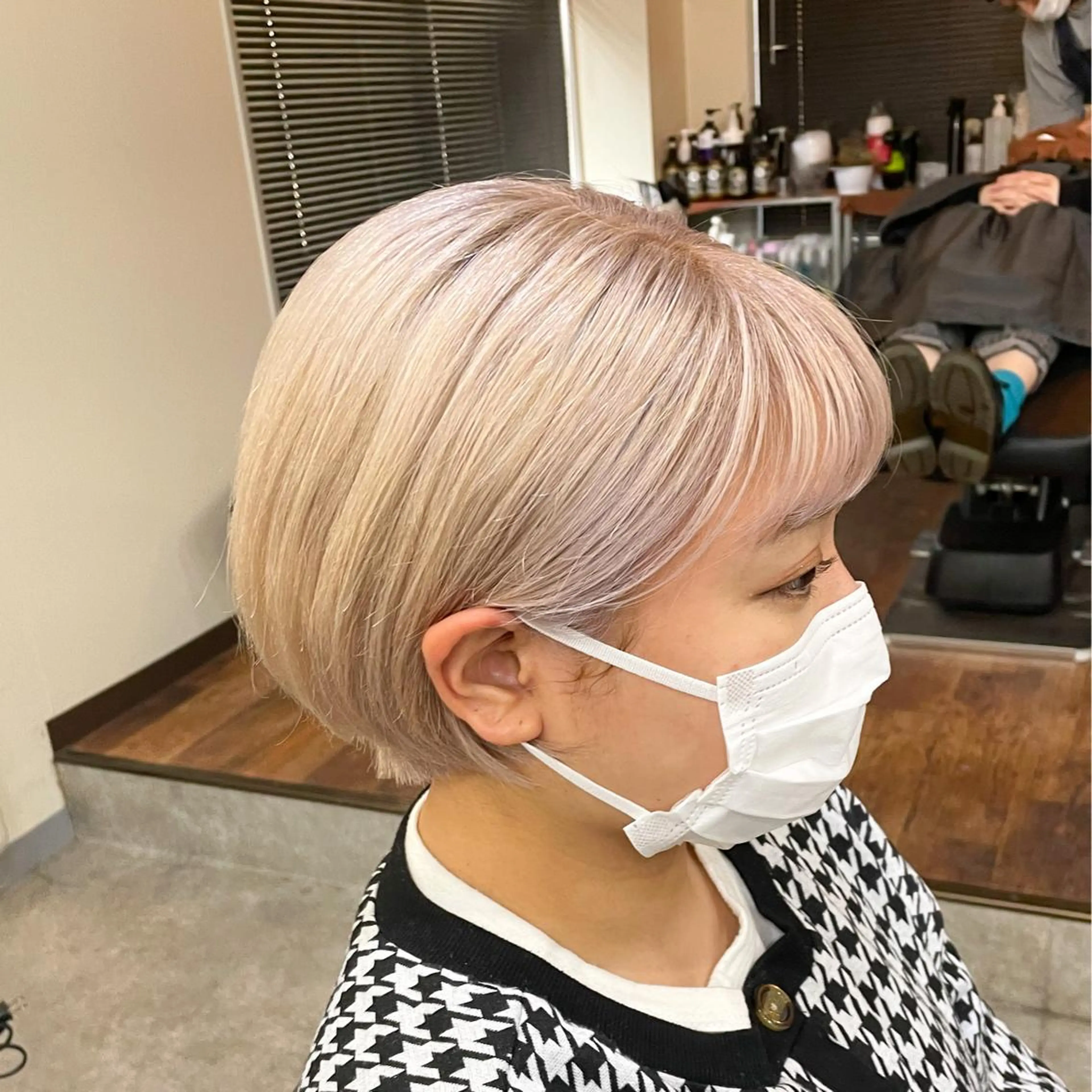 ショート カラー パーマ ヘアアレンジ メンズ キッズ ネイル マツエク・マツパ アイブロウ 切りっぱなしボブ メンズバレイヤージュ メンズハイライト メンズハイトーン メンズインナーカラー GO TODAY SHAiRE SALON所属・大人スタイル 太田のヘアスタイル