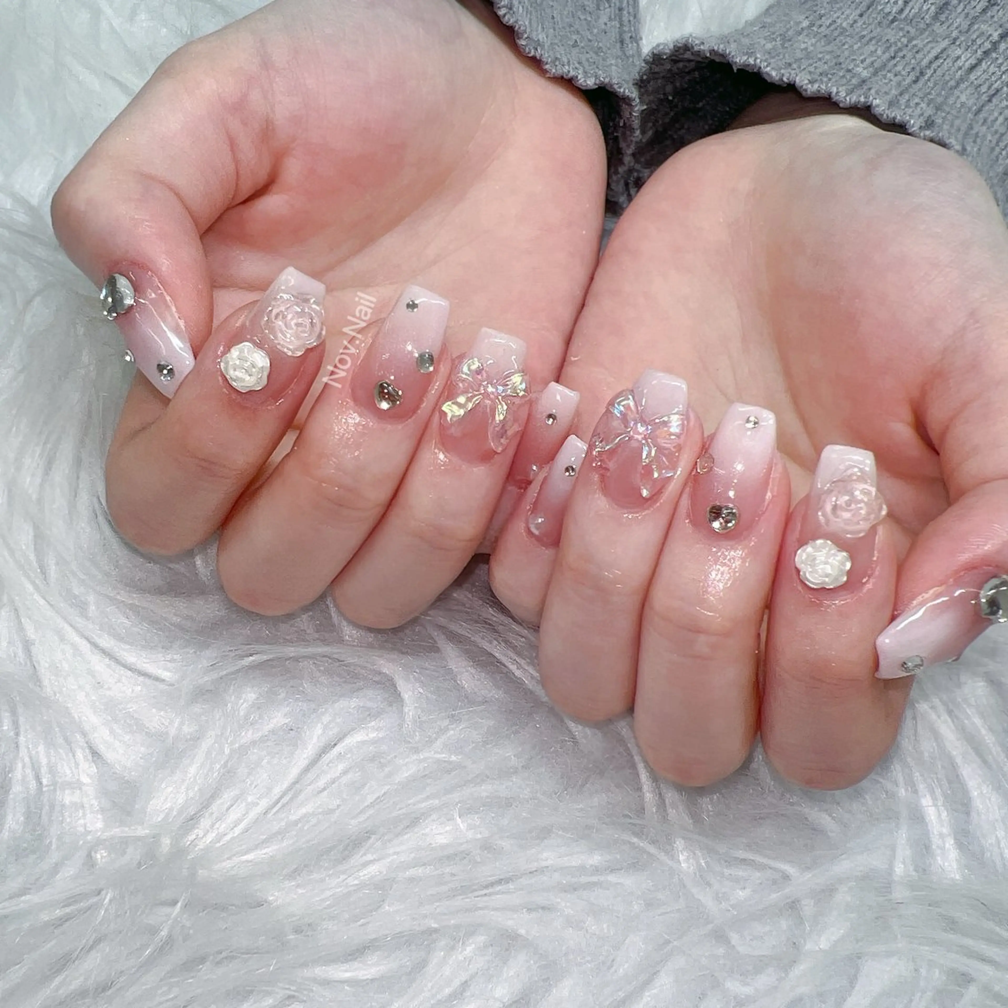 ネイル ハンドネイル ハンドケア Nov. ネイルサロンのネイルデザイン