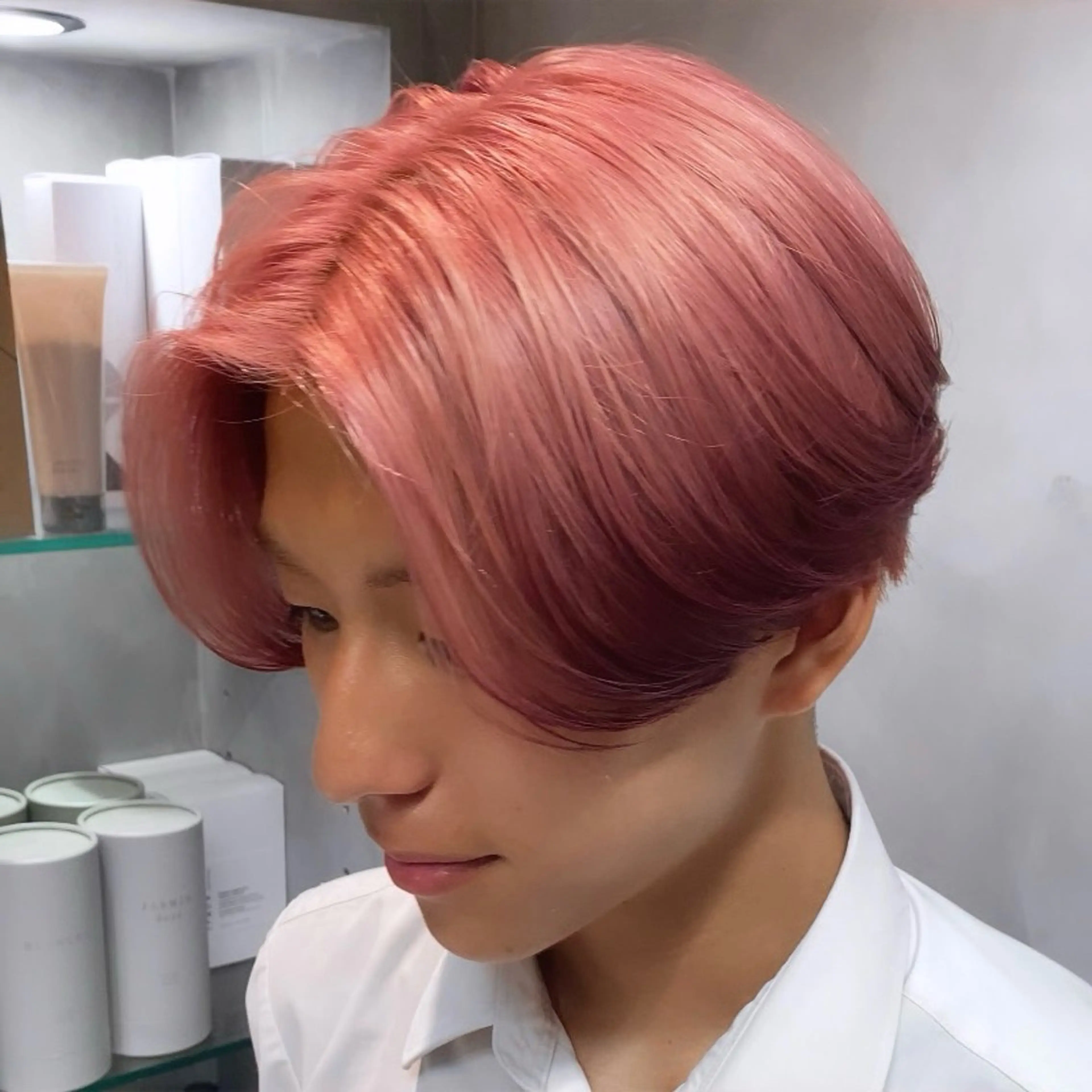 カラー メンズ デザインカラー ピンクカラー 艶暖色カラー🍒 縮毛矯正ほののヘアスタイル
