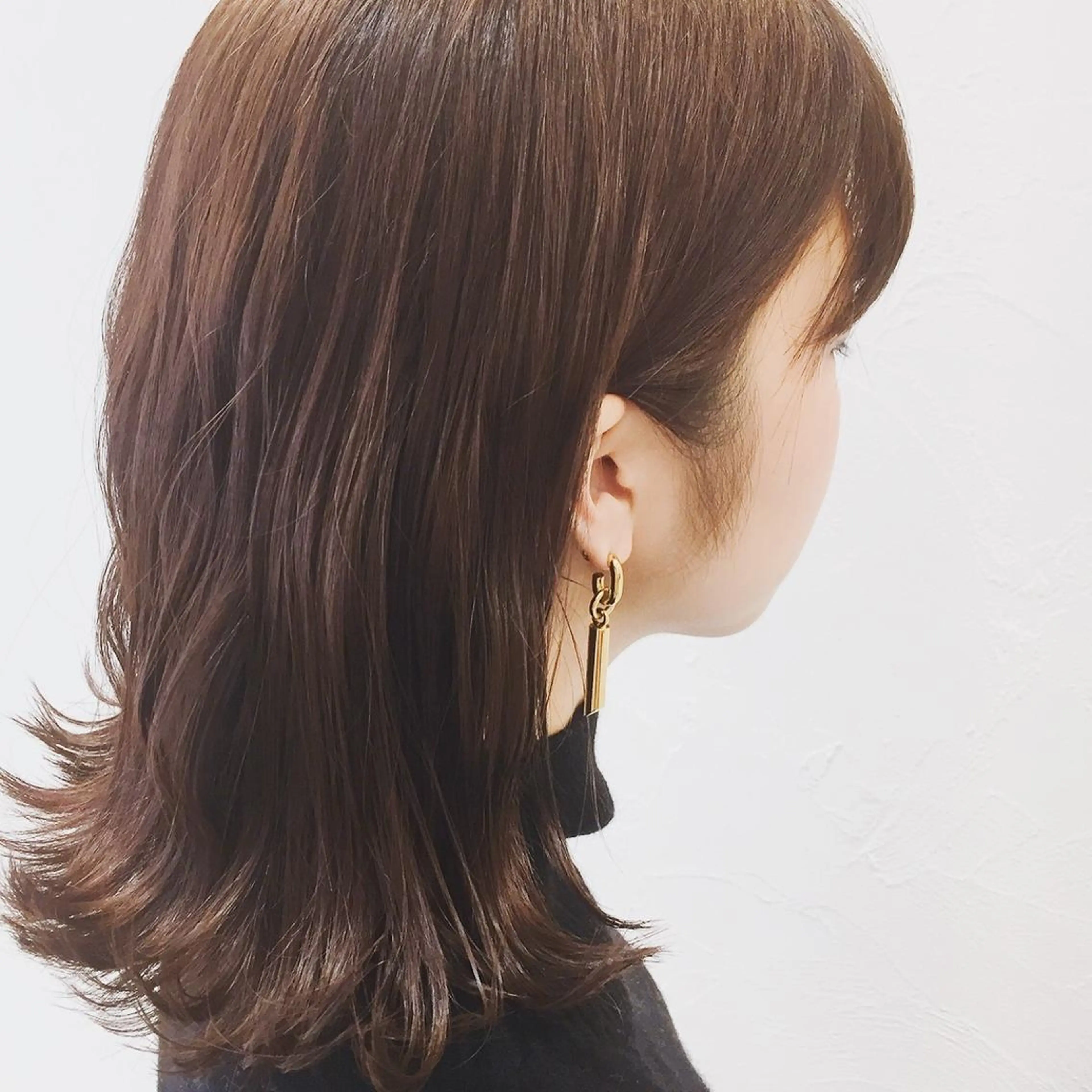 ミディアム 外ハネヘア 日野・八王子縮毛矯正 ワタナベリョウマのヘアスタイル