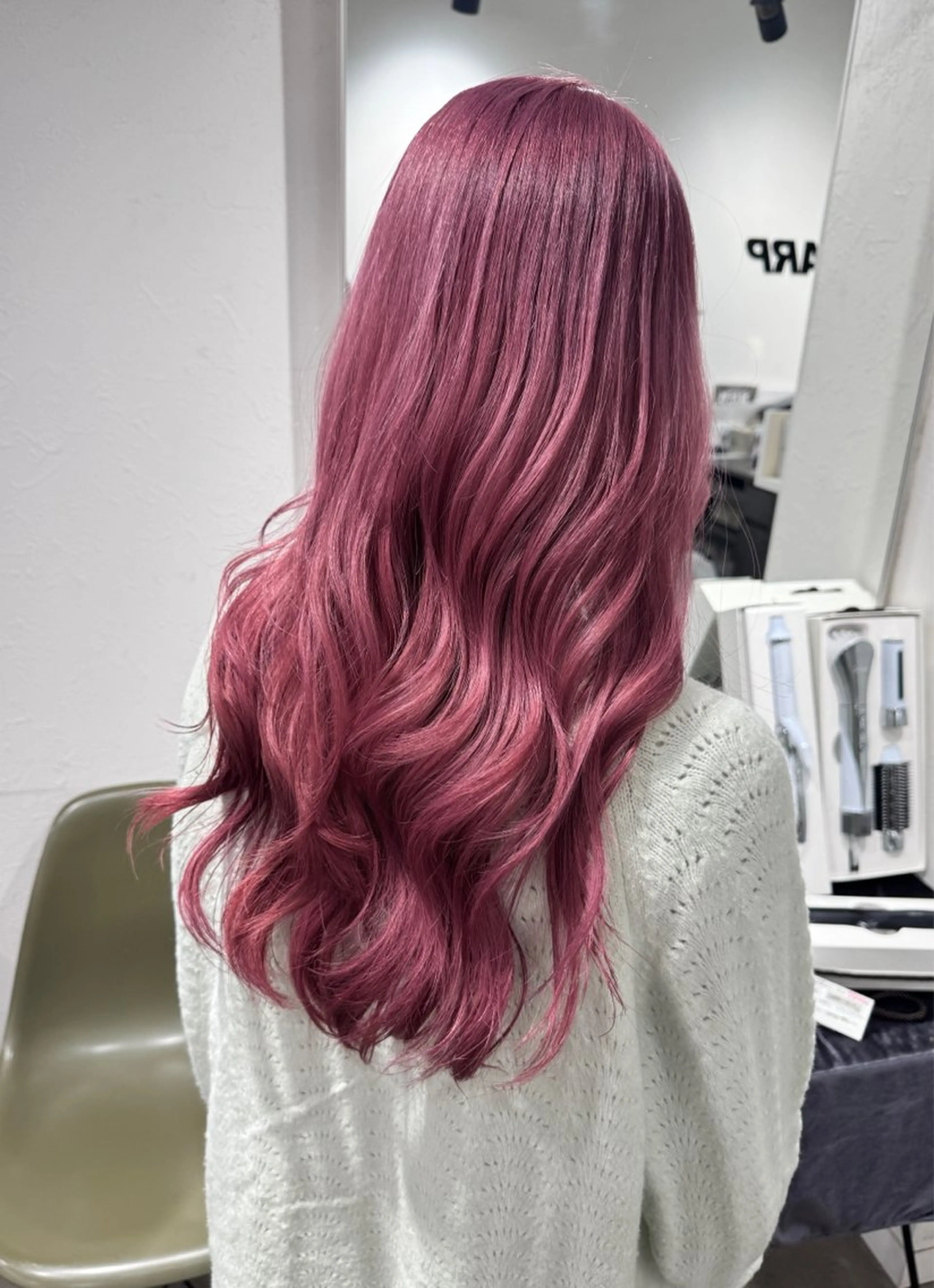 ロング カラー ハイトーン/レイヤー /艶カラー🎀のヘアスタイル