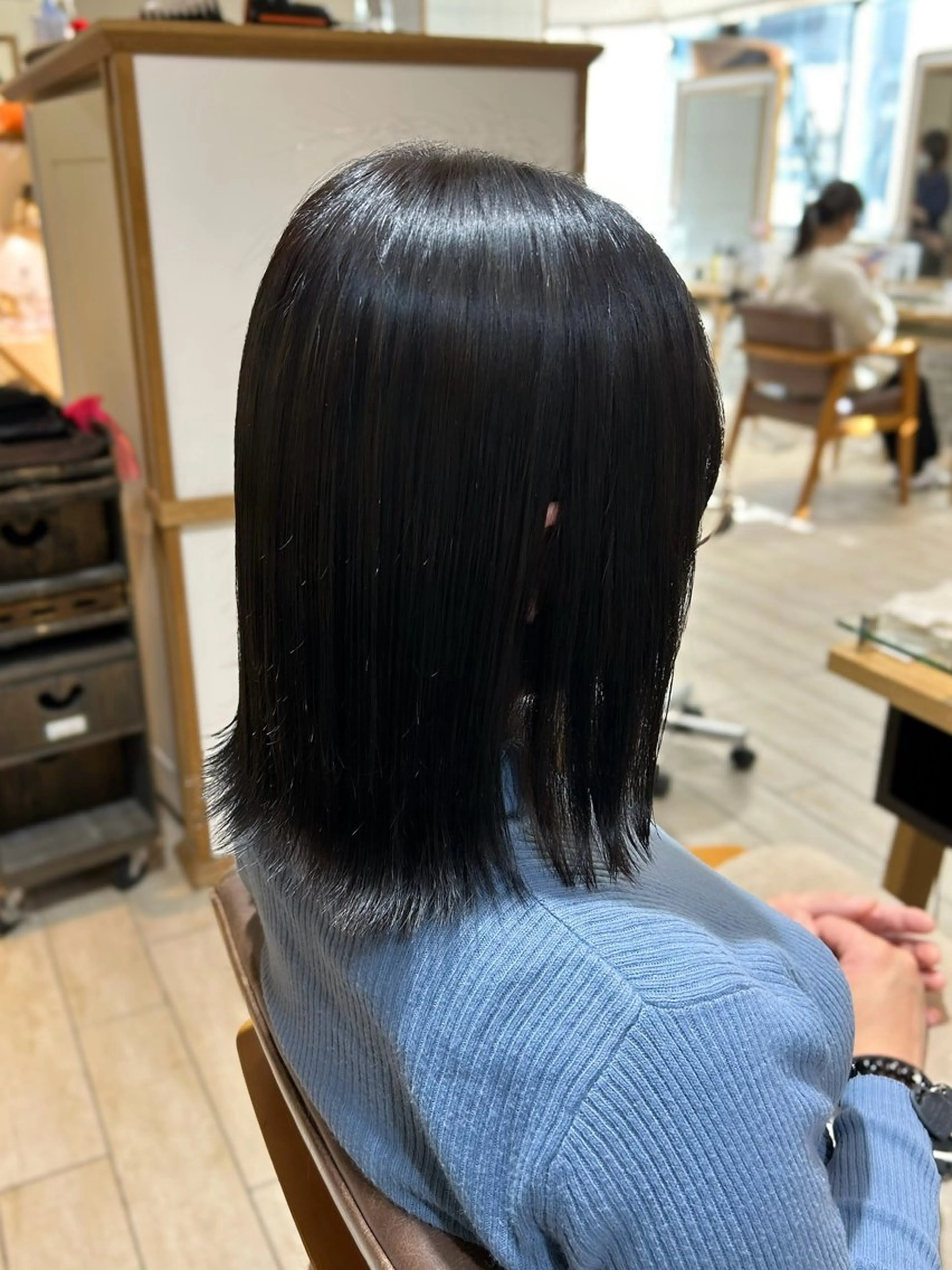 ミディアム カット ヘアカラー トリートメント Ami 🕊‎✨のヘアスタイル