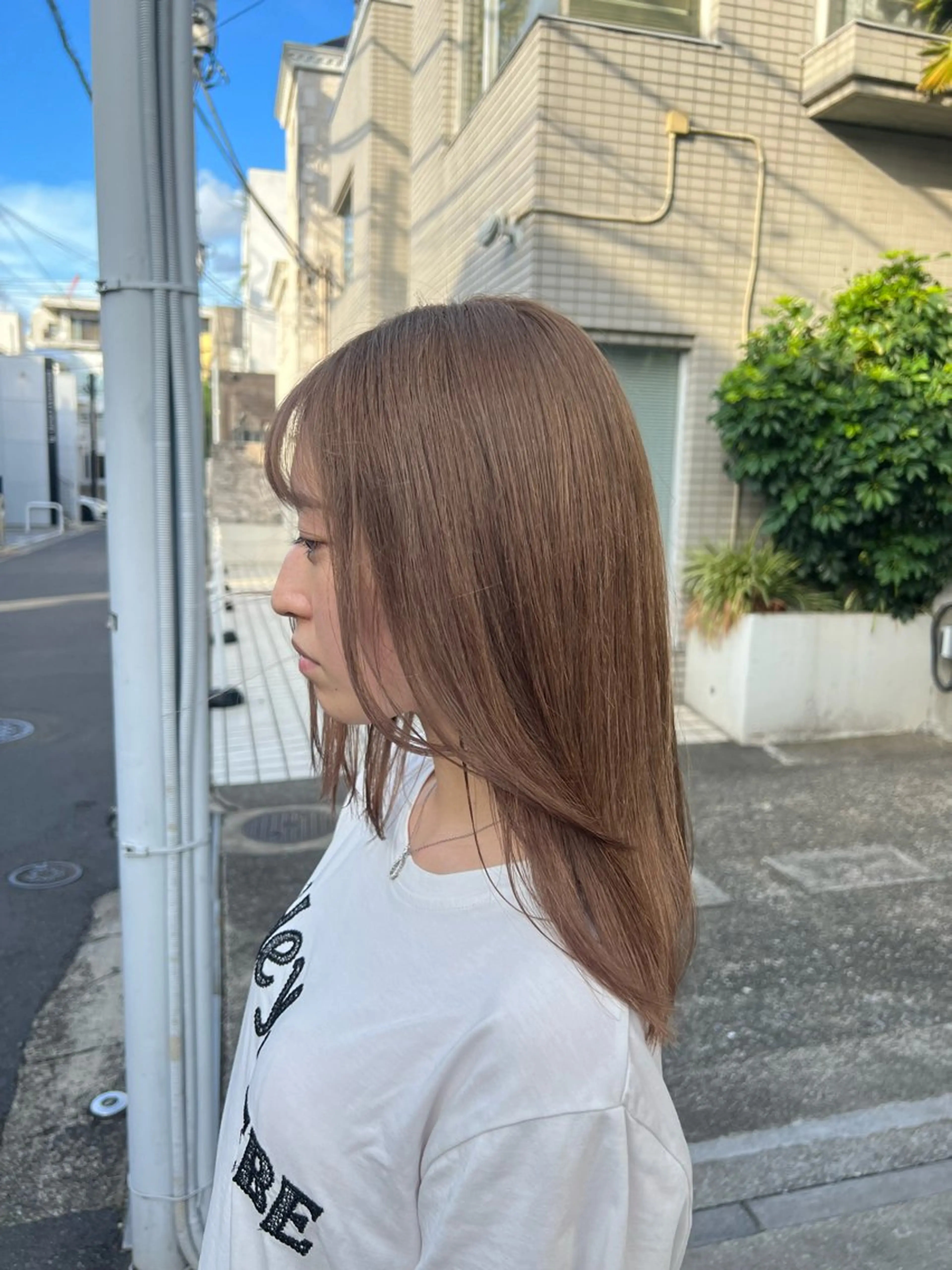 ミディアム カラー ベージュカラー ブリーチ ヘアカラー トリートメント 透明感カラー ✨ 韓国艶髪💗菅原のヘアスタイル