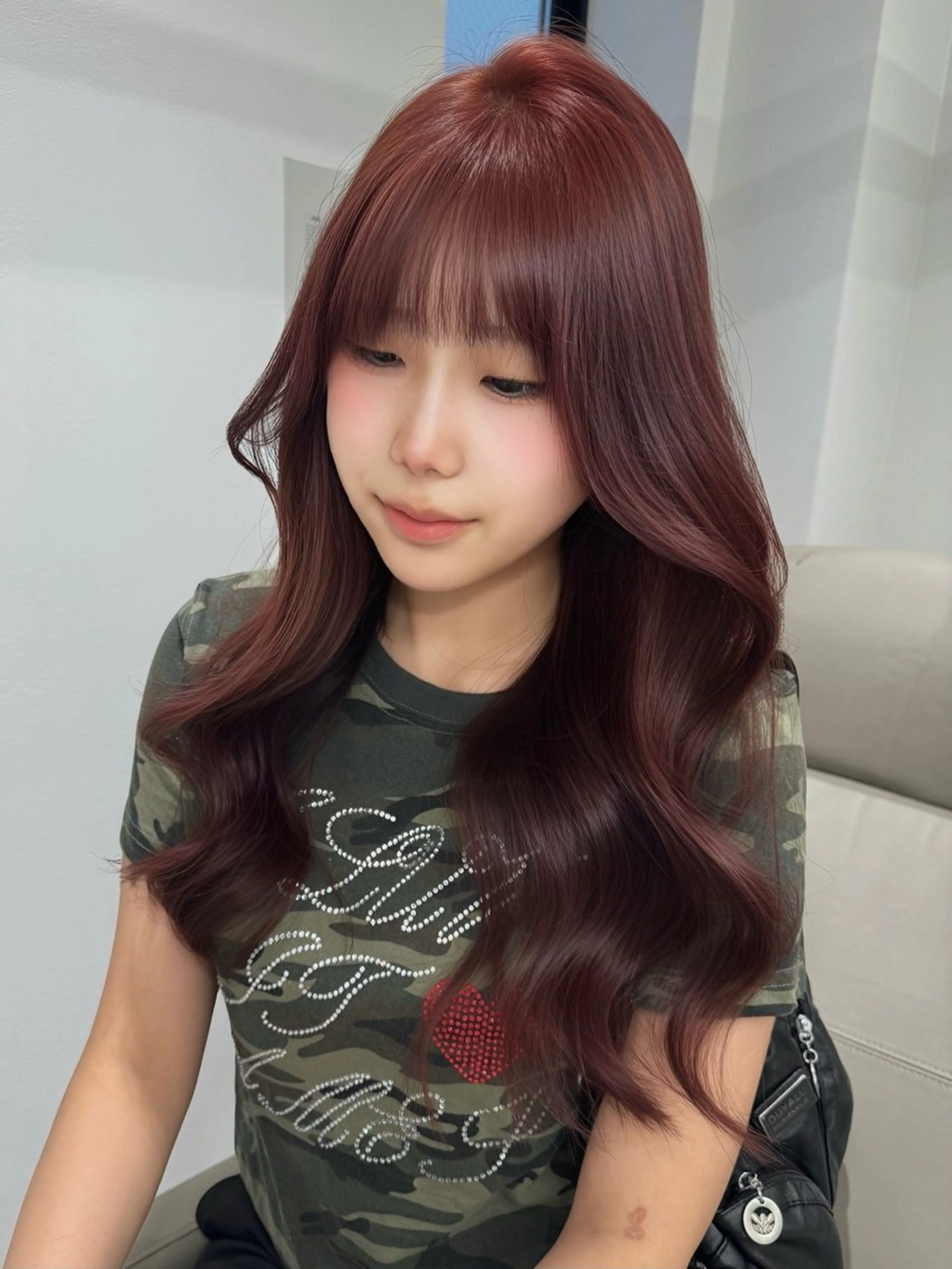 ロング カラー ヘアカラー 𝗬𝟮𝗞レイヤー 韓⛓️ハイトーンのヘアスタイル