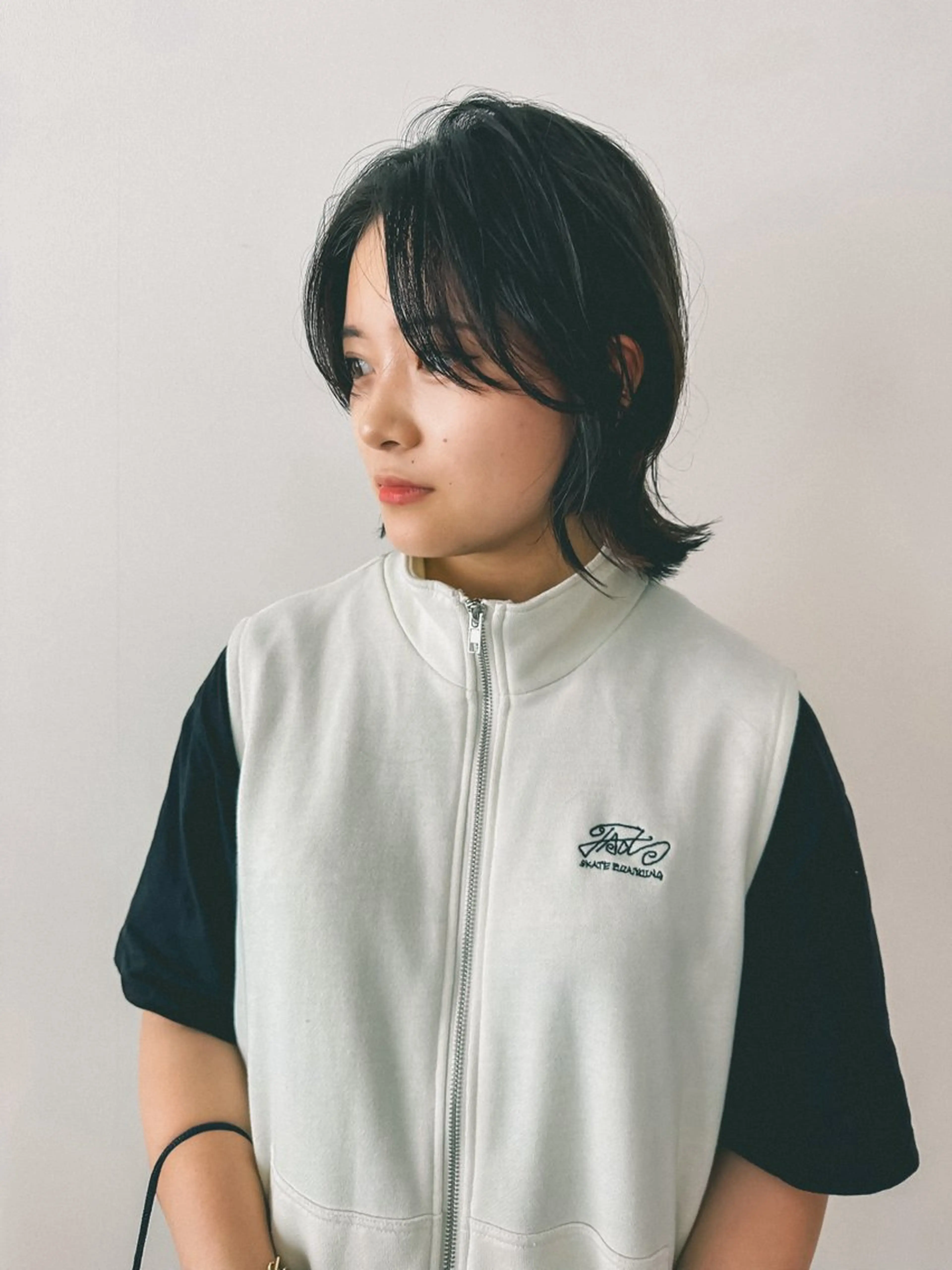 ショート カラー ウルフカット 梅田  illfrere 所属・イルフレール ryuのヘアスタイル