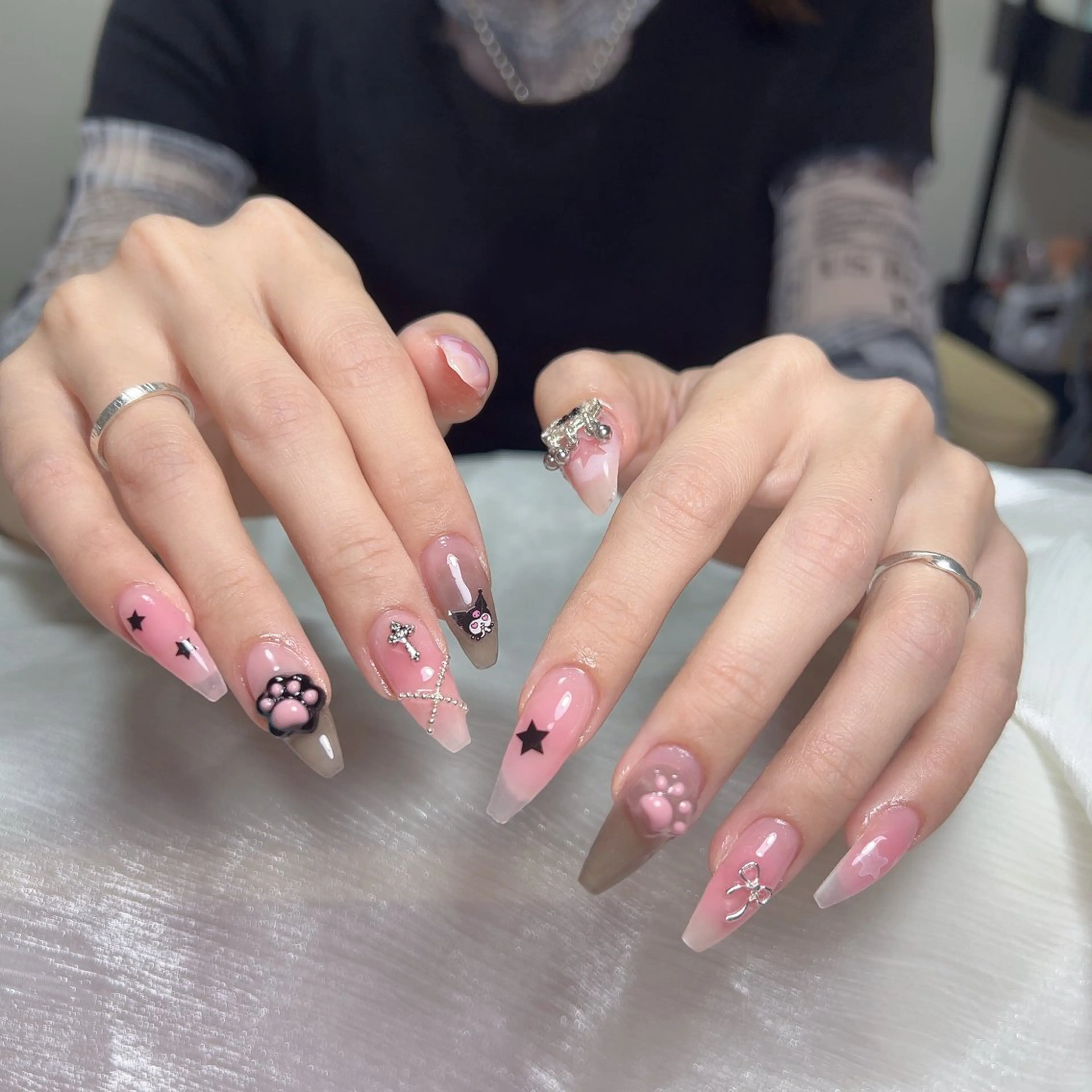 ネイル ハンドネイル ハンドケア 🎀Pink ピンク🎀のネイルデザイン