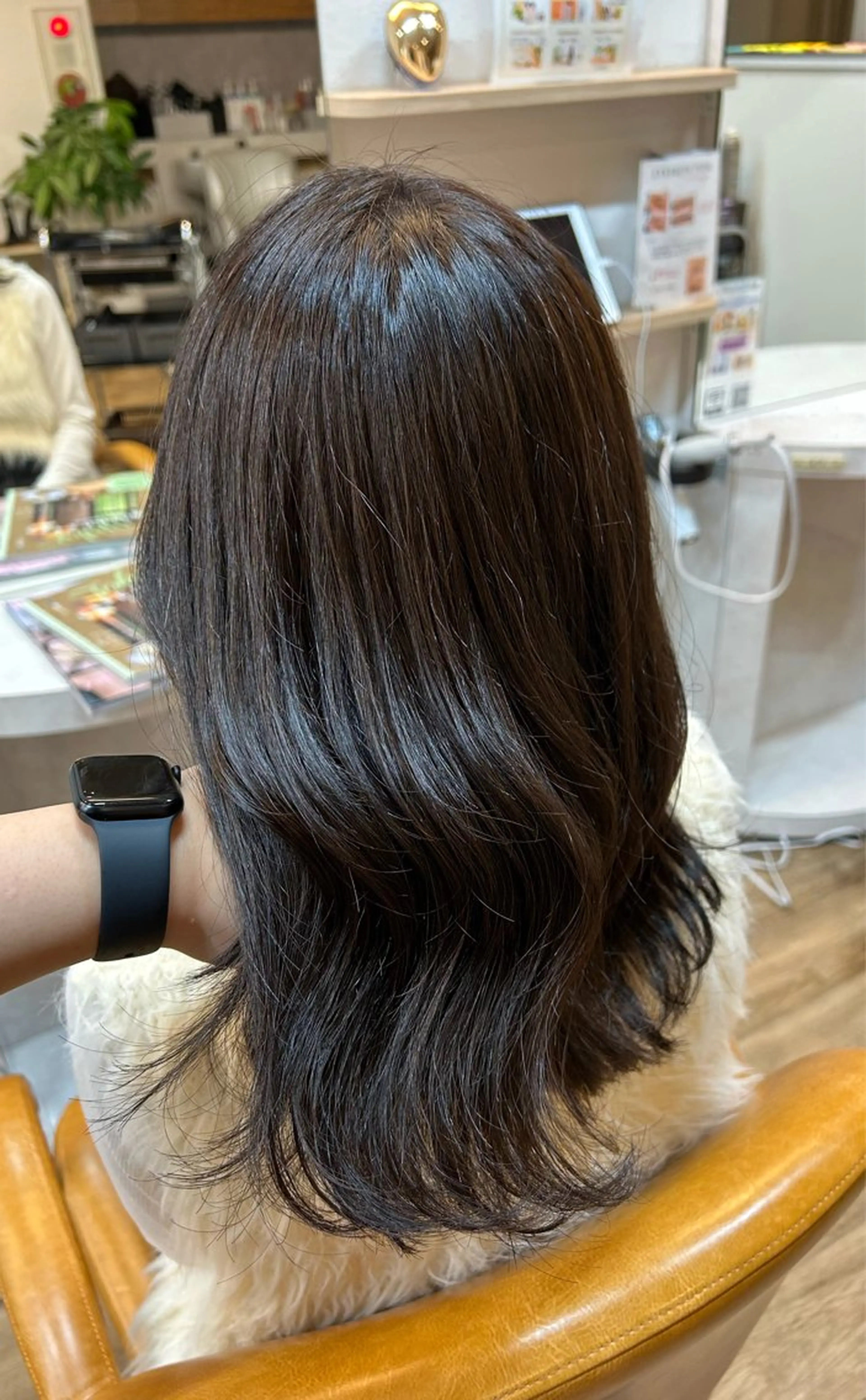 ミディアム 松永 直子のヘアスタイル