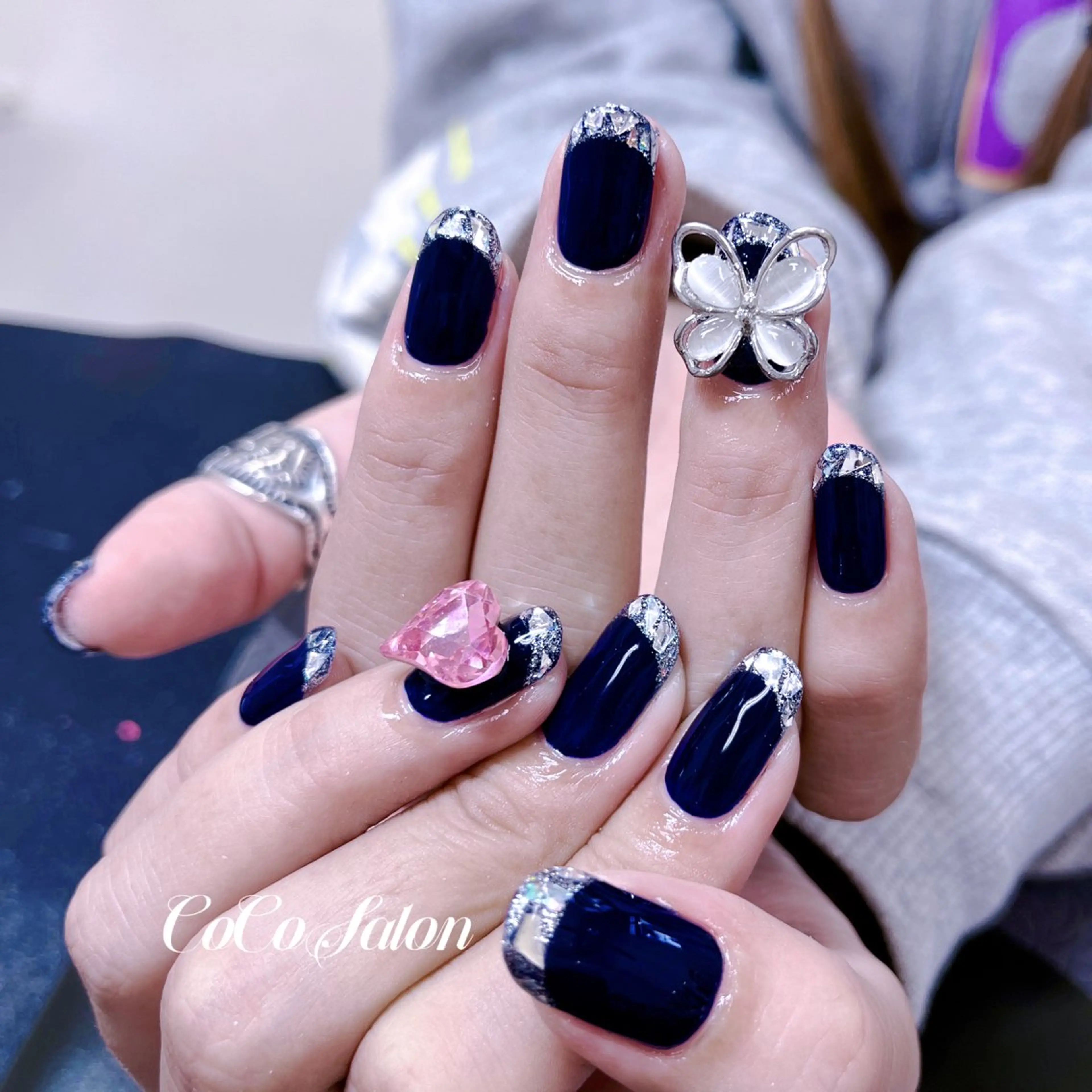 ネイル フレンチネイル ガラスフレンチ ハンドネイル CoCoSalon ネイル/まつ毛予約のネイルデザイン