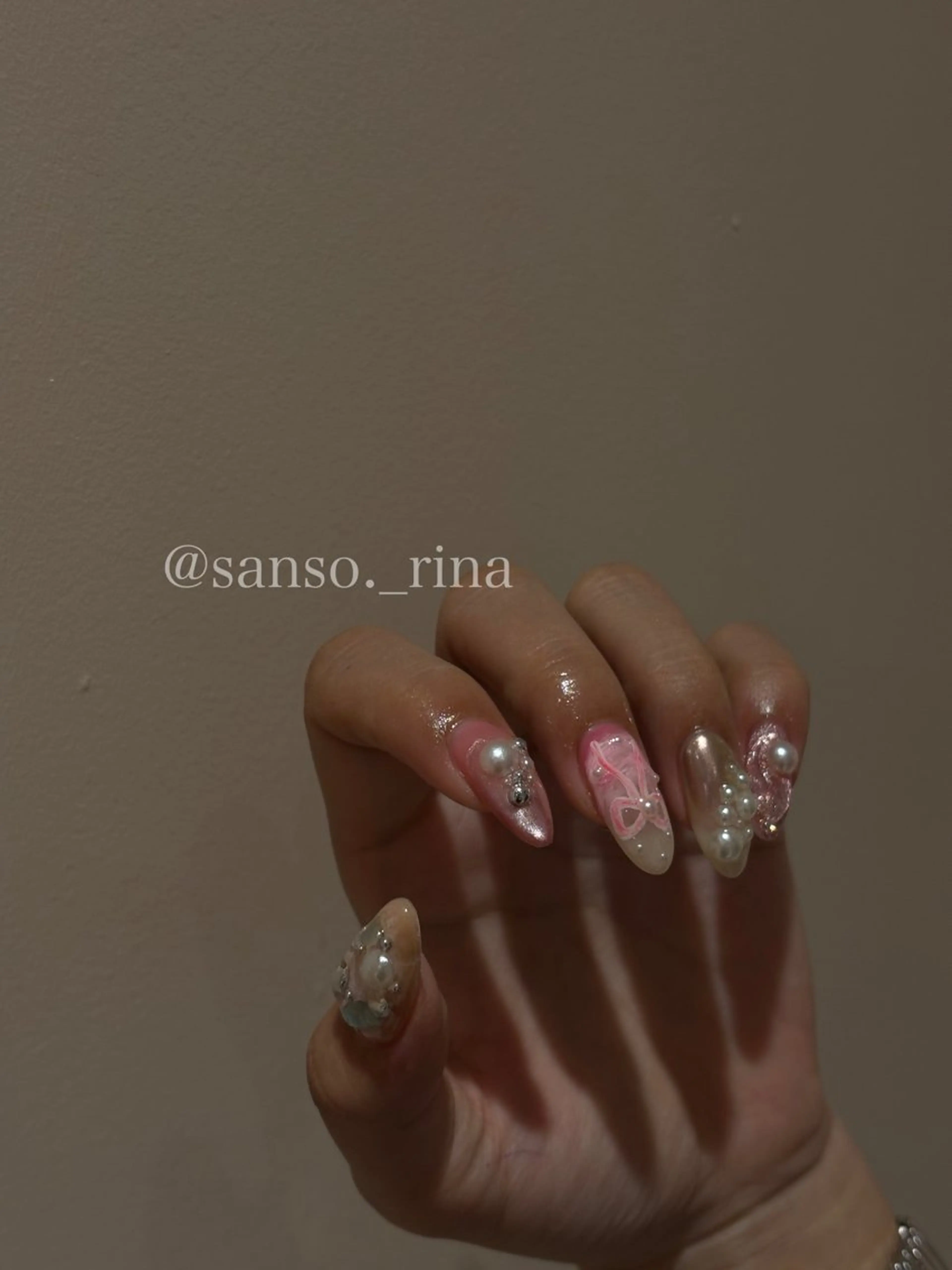 ネイル ハンドネイル フットネイル nuu  栄所属・早川 里奈のネイルデザイン