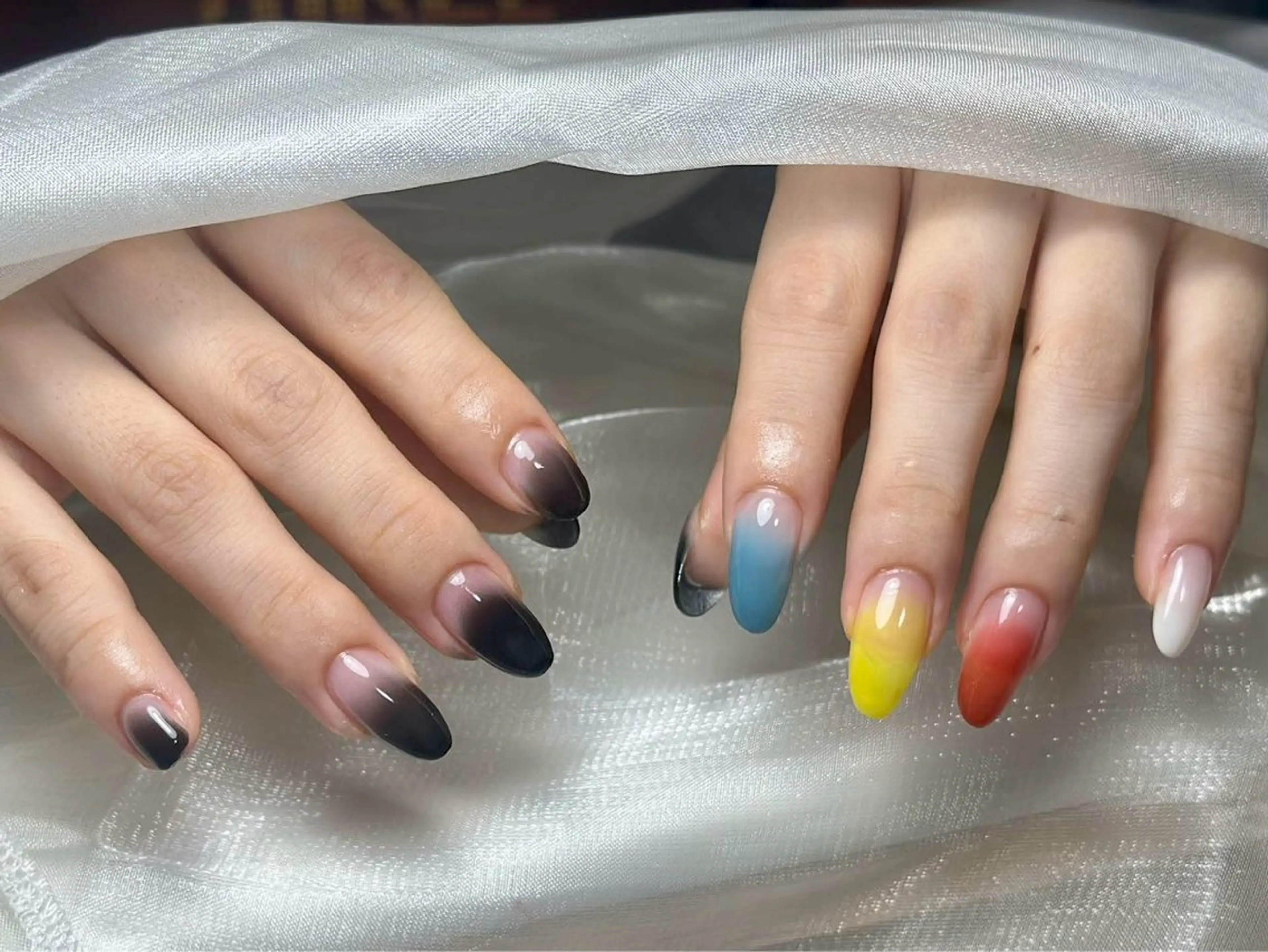 ネイル グラデーション ハンドネイル ハンドケア 💕ドリーミー ネイル💕のネイルデザイン
