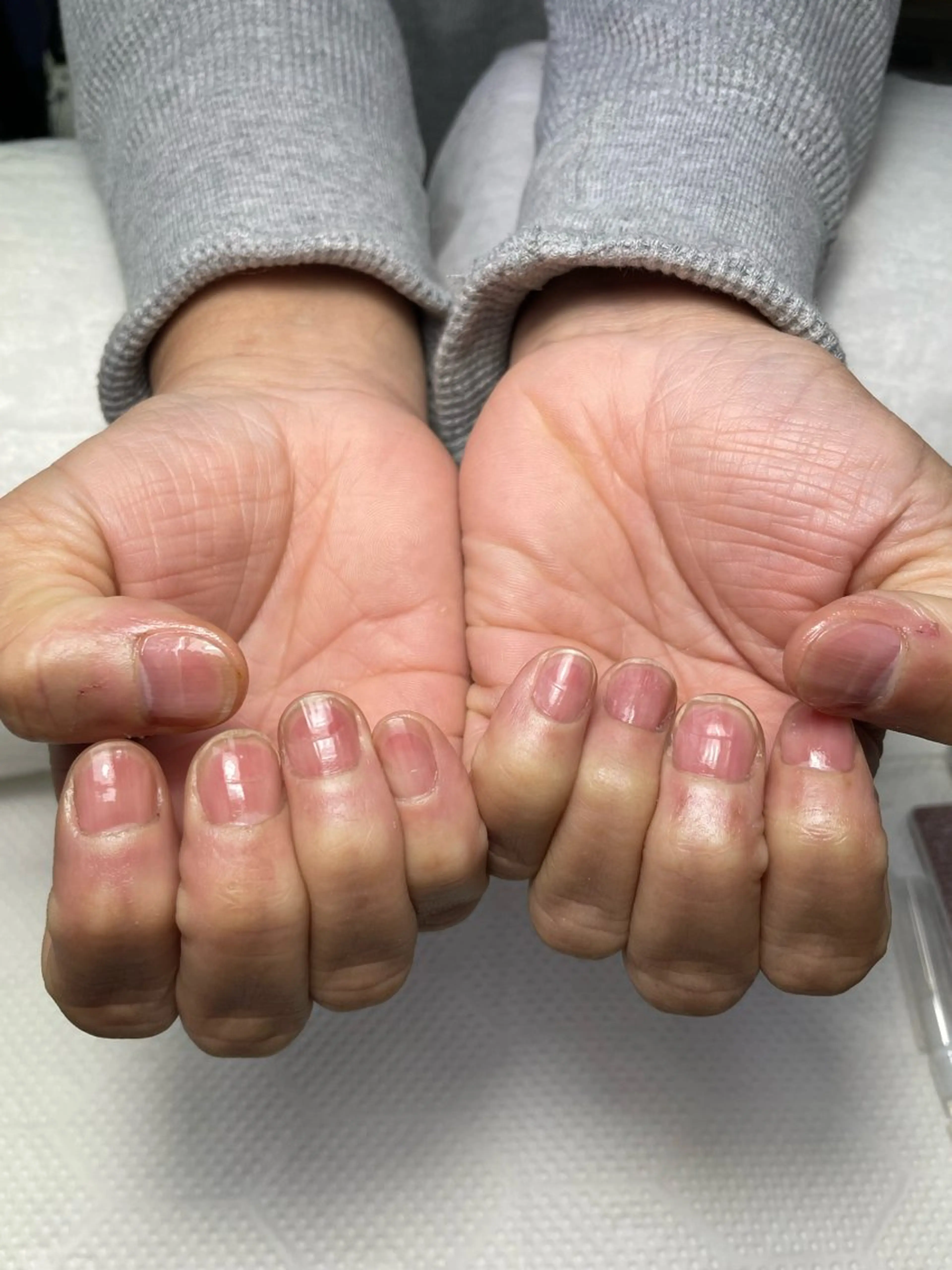 ネイル ハンドケア 美容室るーじゅ所属・美容室 るーじゅ/しいの木台のマツエク・マツパデザイン