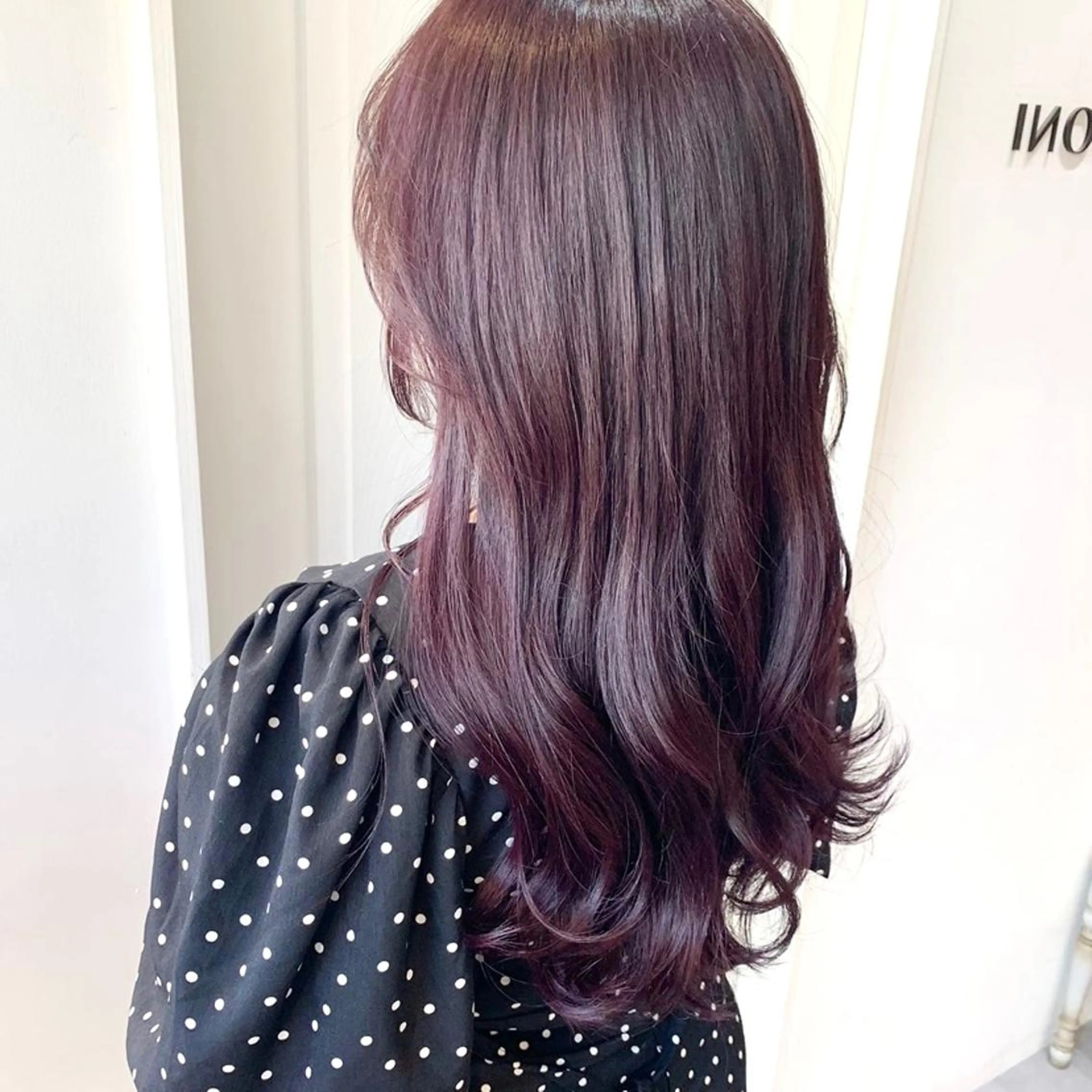 セミロング カラー パーマ イルミナカラー ピンクカラー バイオレットカラー JYUNESU表参道所属・韓国ヘア🇰🇷🎀 透明感カラーのヘアスタイル
