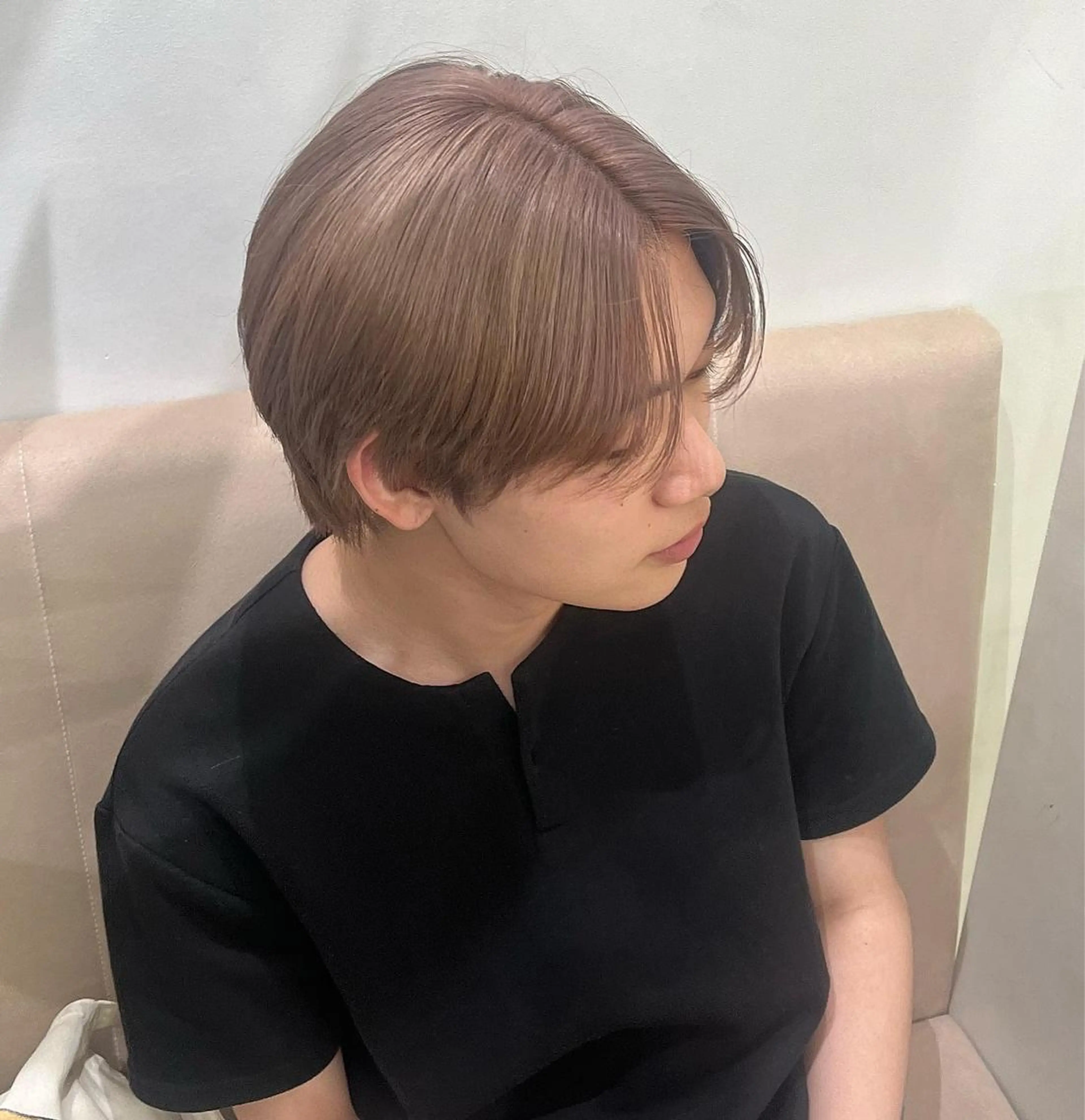 ショート 韓国風ヘア ヘアカラー 𝑴𝑰𝑯𝑶 ／ワンホンヘアのヘアスタイル