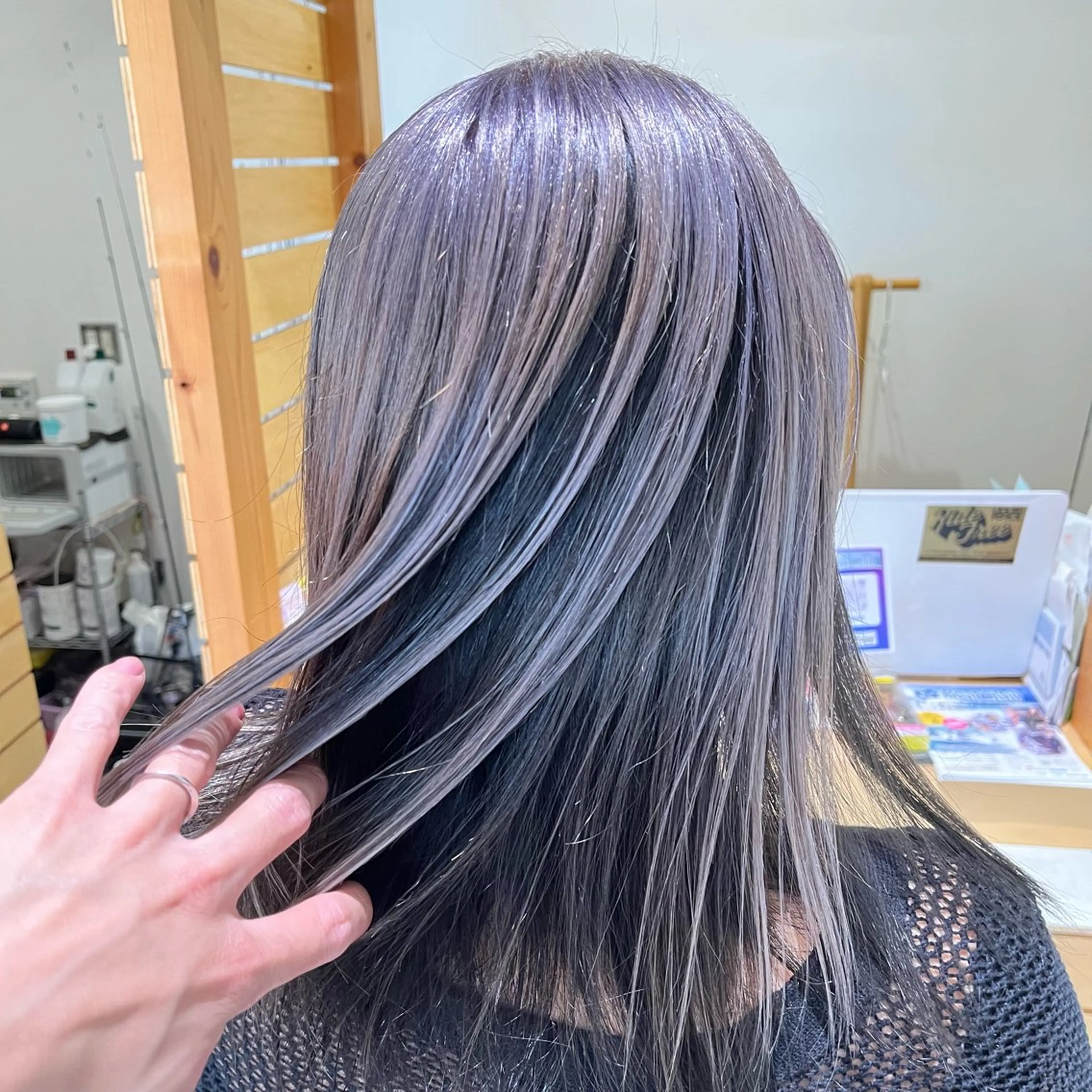 セミロング カラー ブリーチ ヘアカラー トリートメント RUBEUS【ルベウス】所属・✨艶々カラー🎨 杉本賢人のヘアスタイル