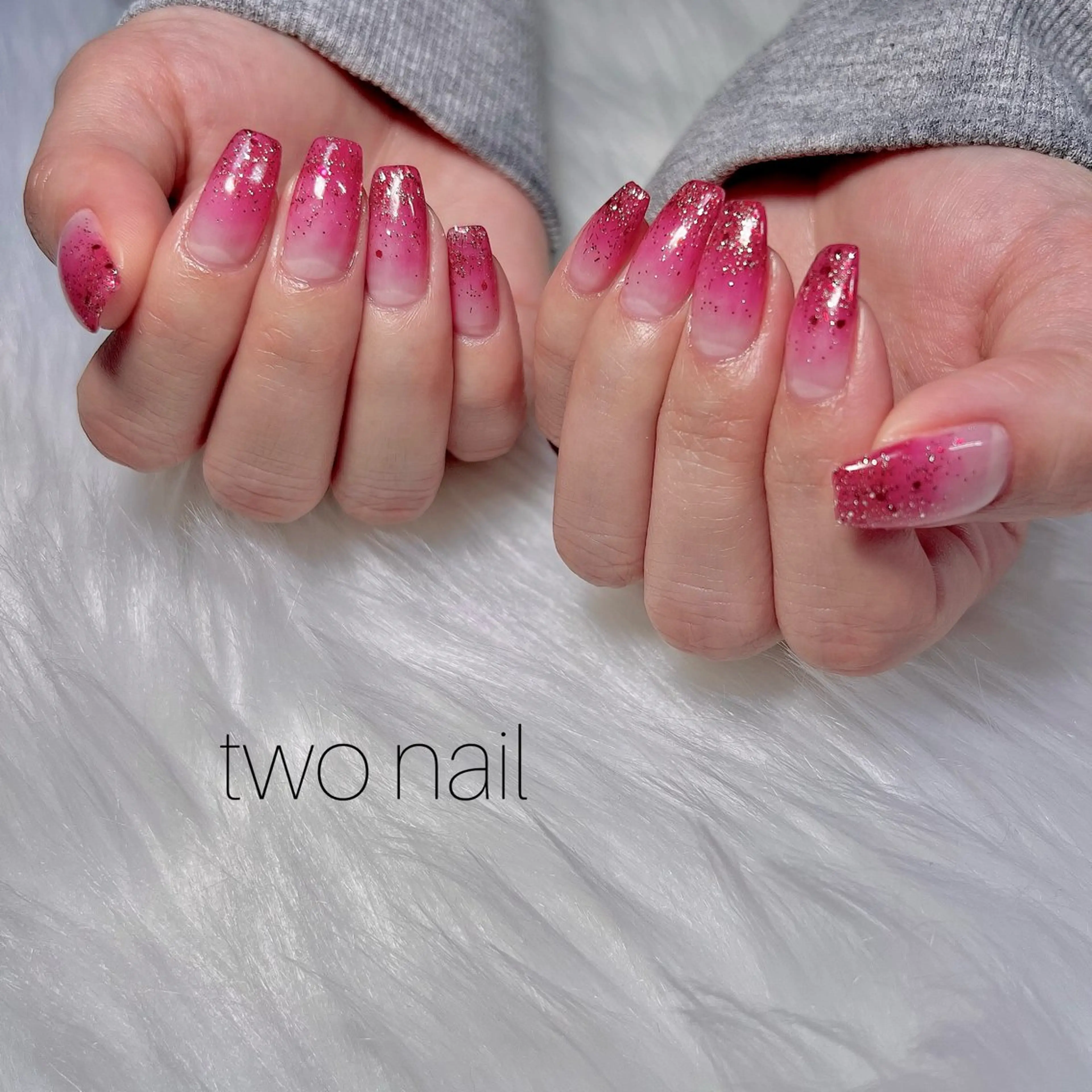 ネイル ネイルチップ ホワイト ハンドネイル two nailのネイルデザイン