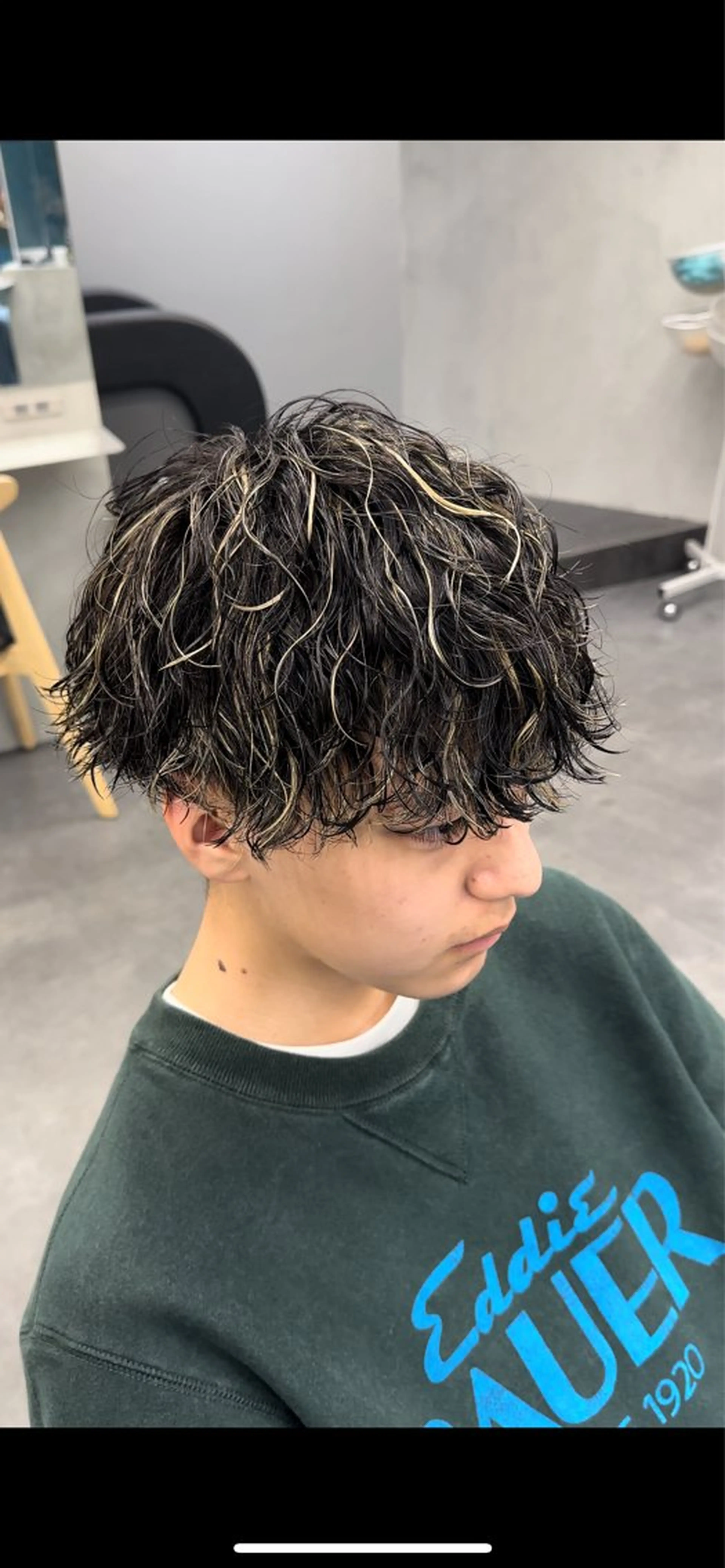 カラー パーマ メンズ メンズパーマ ツイストスパイラルパーマ 波巻きパーマ ニュアンスパーマ スパイラルパーマ fifth リュウセイのヘアスタイル