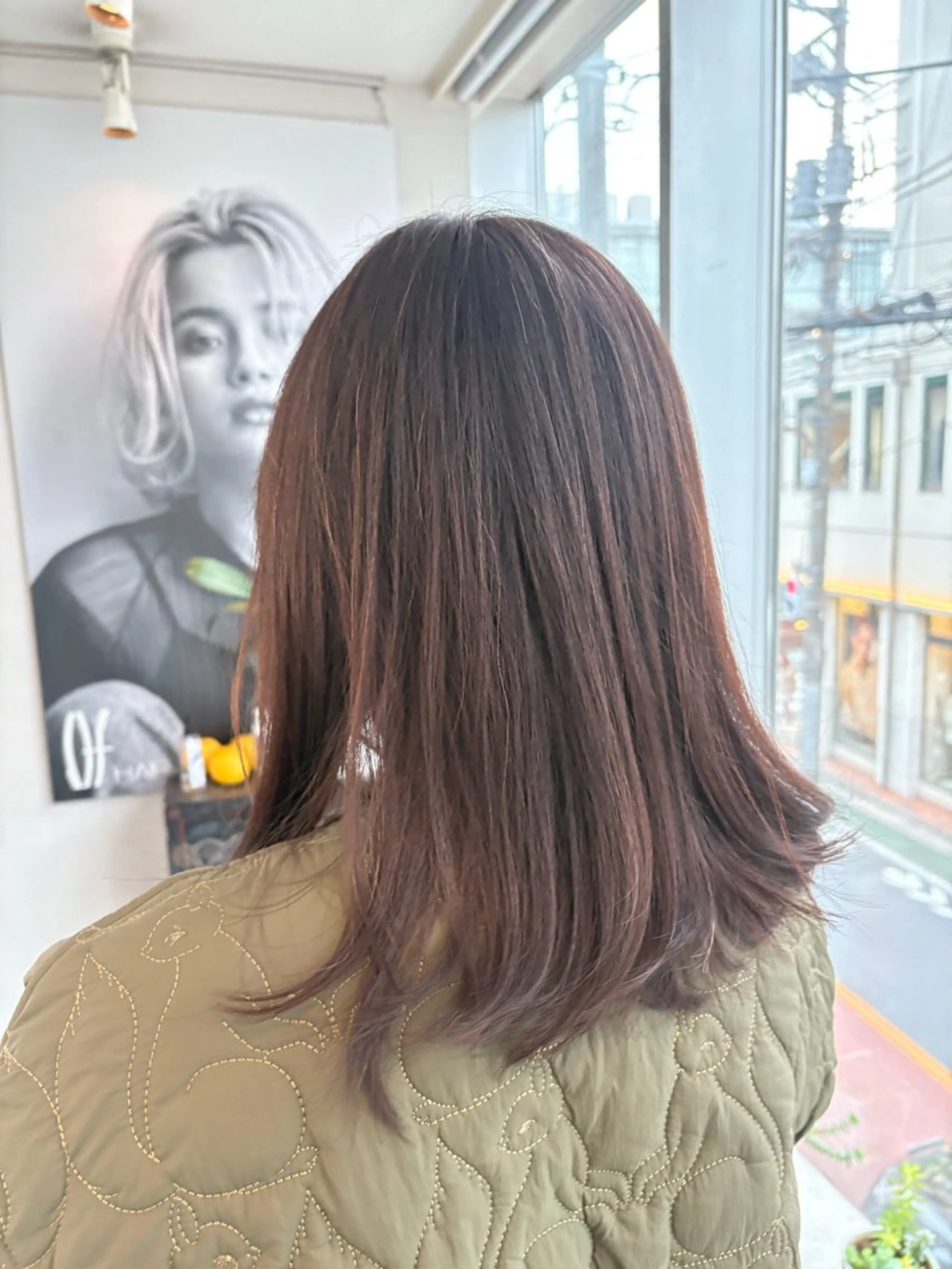 セミロング ヘアカラー オブヘア表参道店所属・オブヘア表参道 竹入優将のヘアスタイル