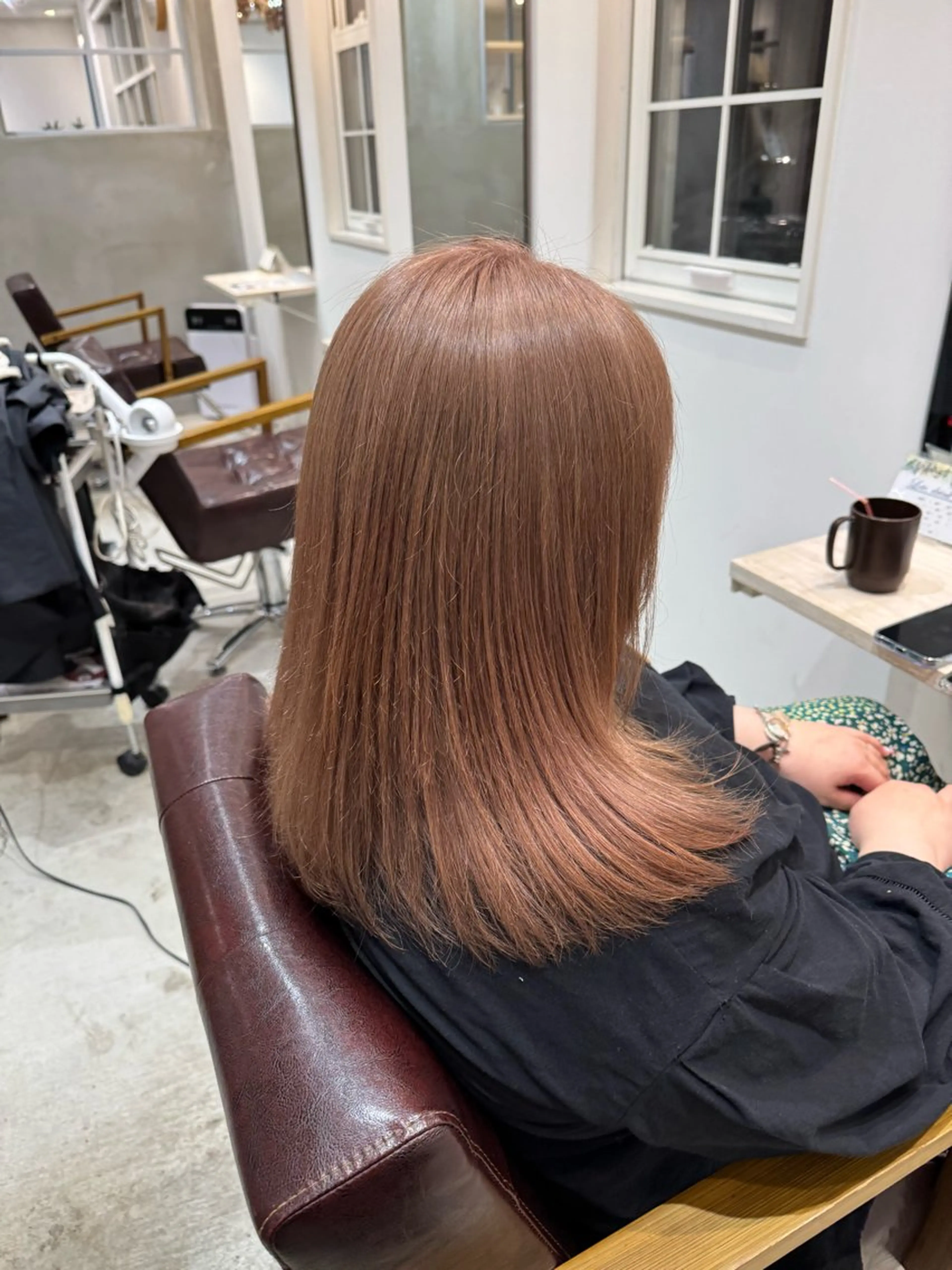 ミディアム カラー ミディアムパーマ バレイヤージュ ベージュカラー ブリーチ ブロンド hono/ブリーチ /Lote.一宮のヘアスタイル