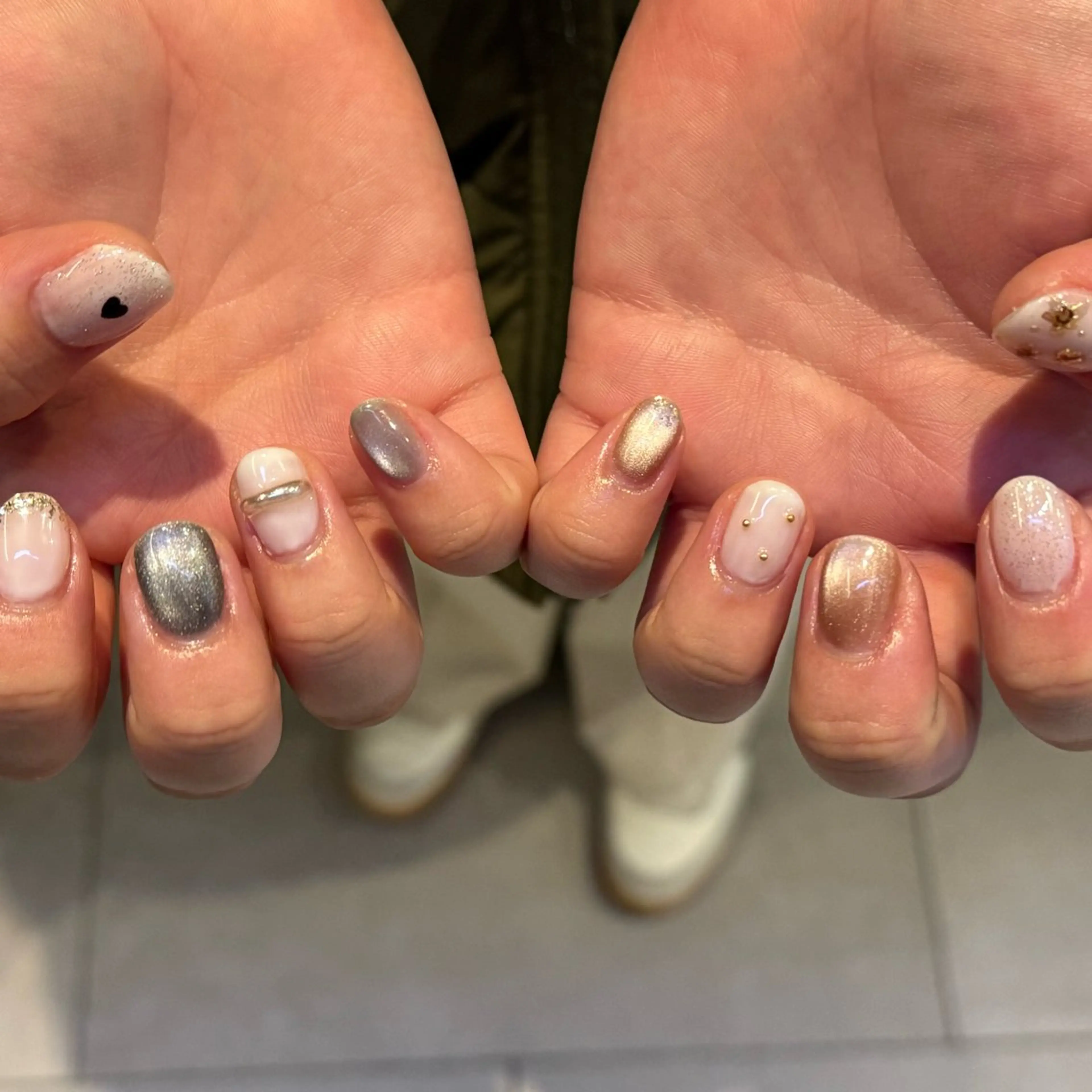 ネイル ハンドネイル ハンドケア nail salon swaddle 🪽のネイルデザイン