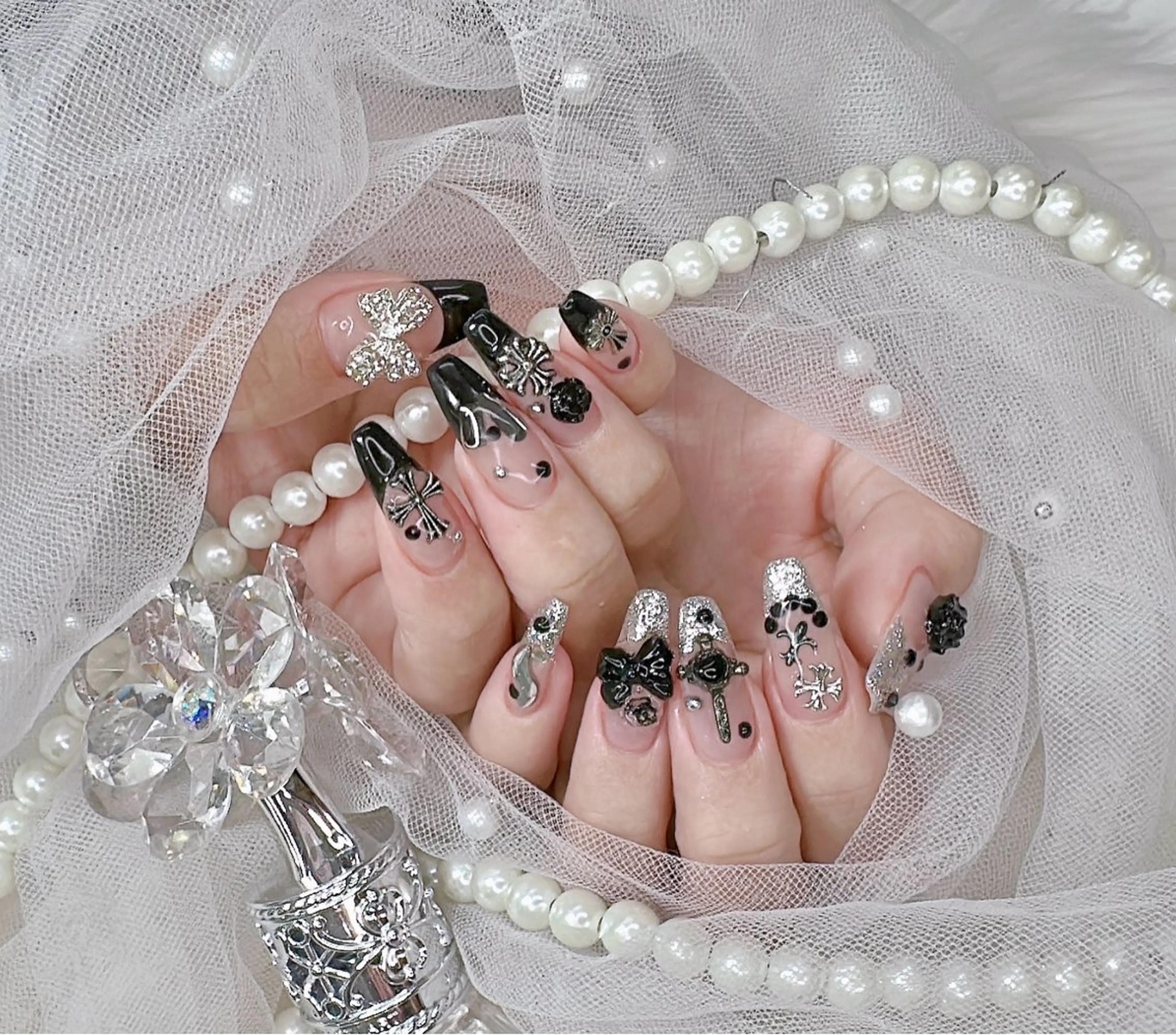 ネイル R nailsalon所属・R salonのネイルデザイン