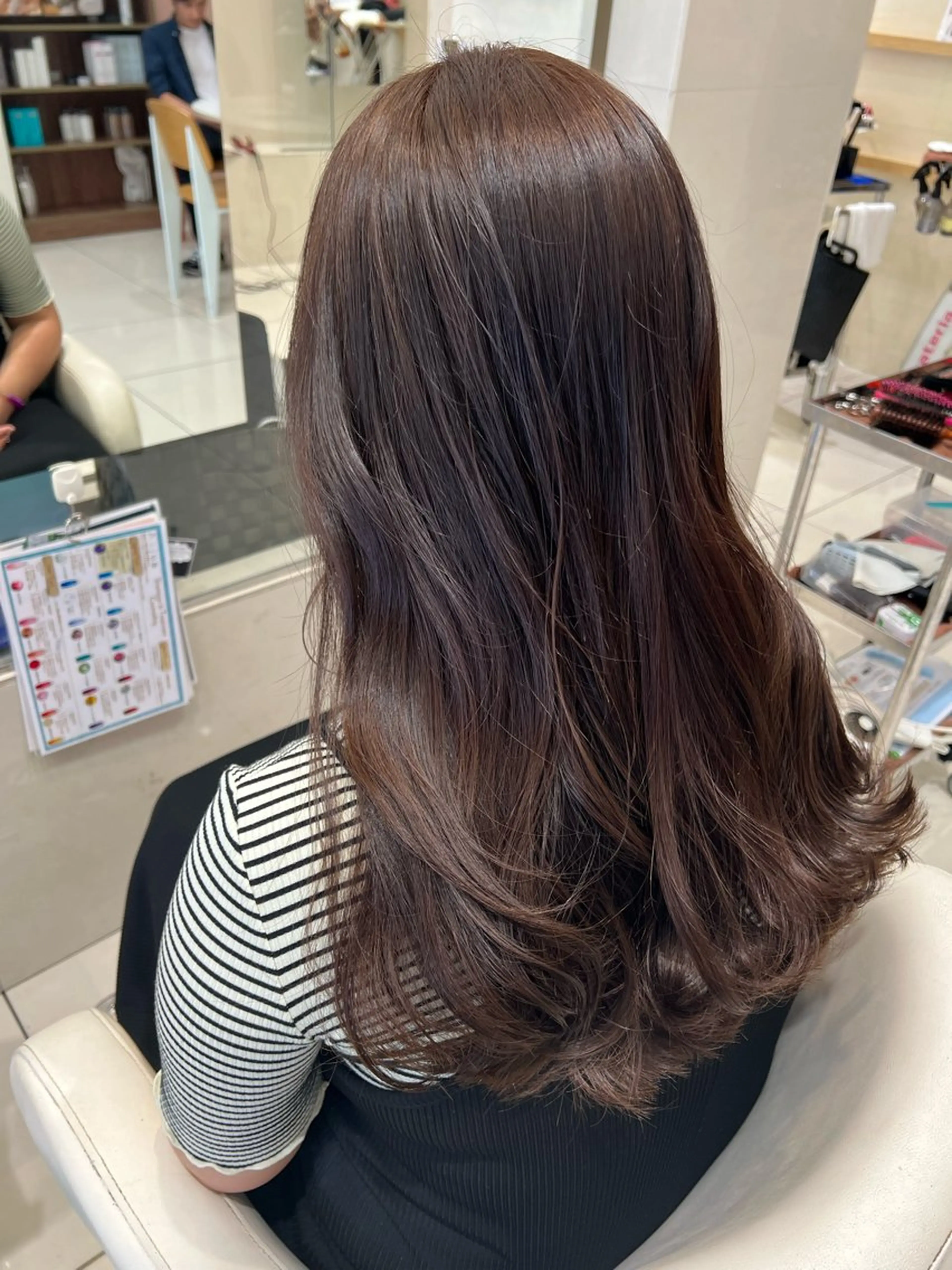 ロング アッシュ アッシュブラウン カット ヘアカラー トリートメント AVANCE 深井店所属・👑顔周り韓国風 レイヤーSHUTOのヘアスタイル