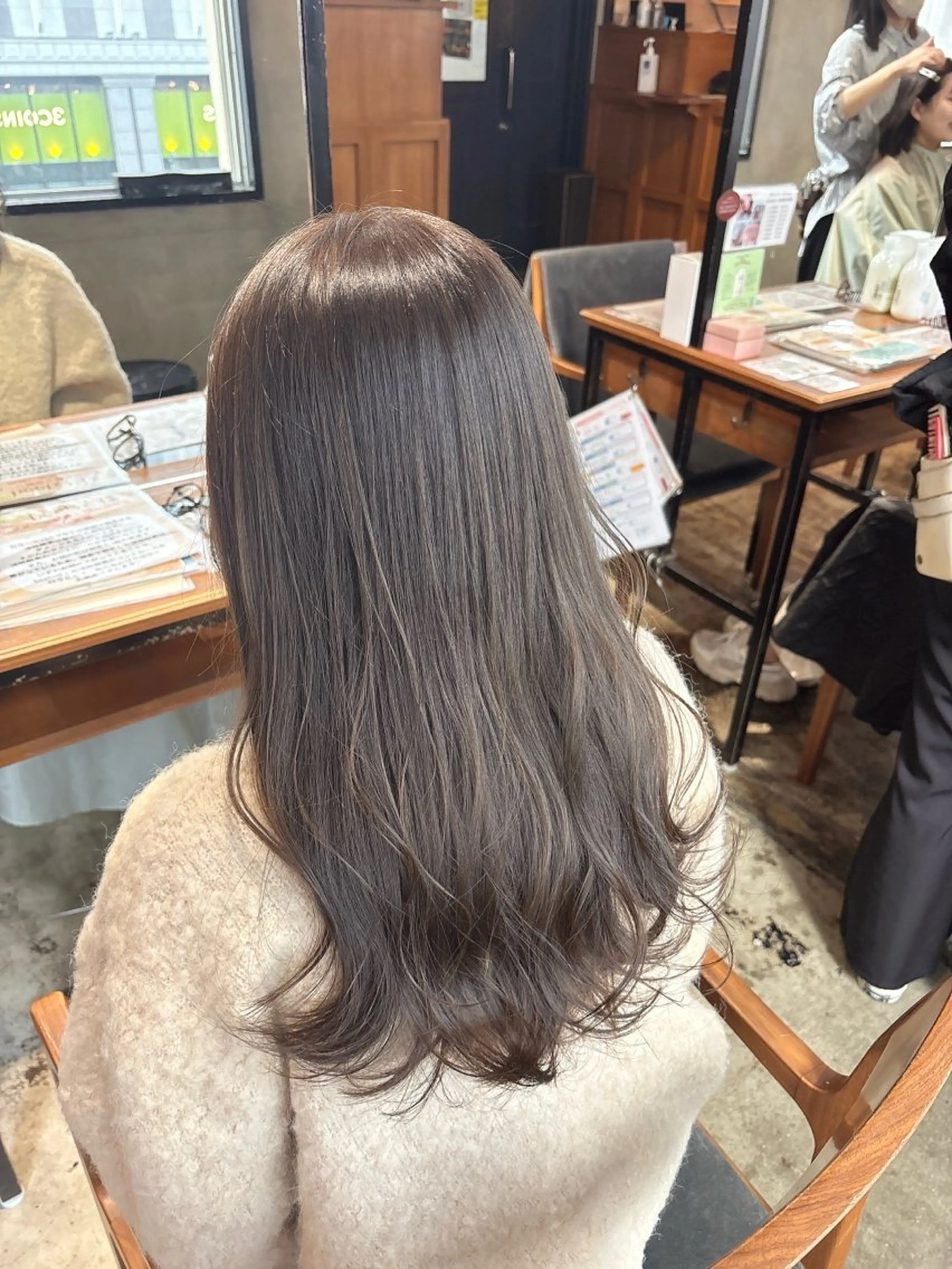 ロング カラー カット ヘアカラー 梅田美容室 山崎海波のヘアスタイル