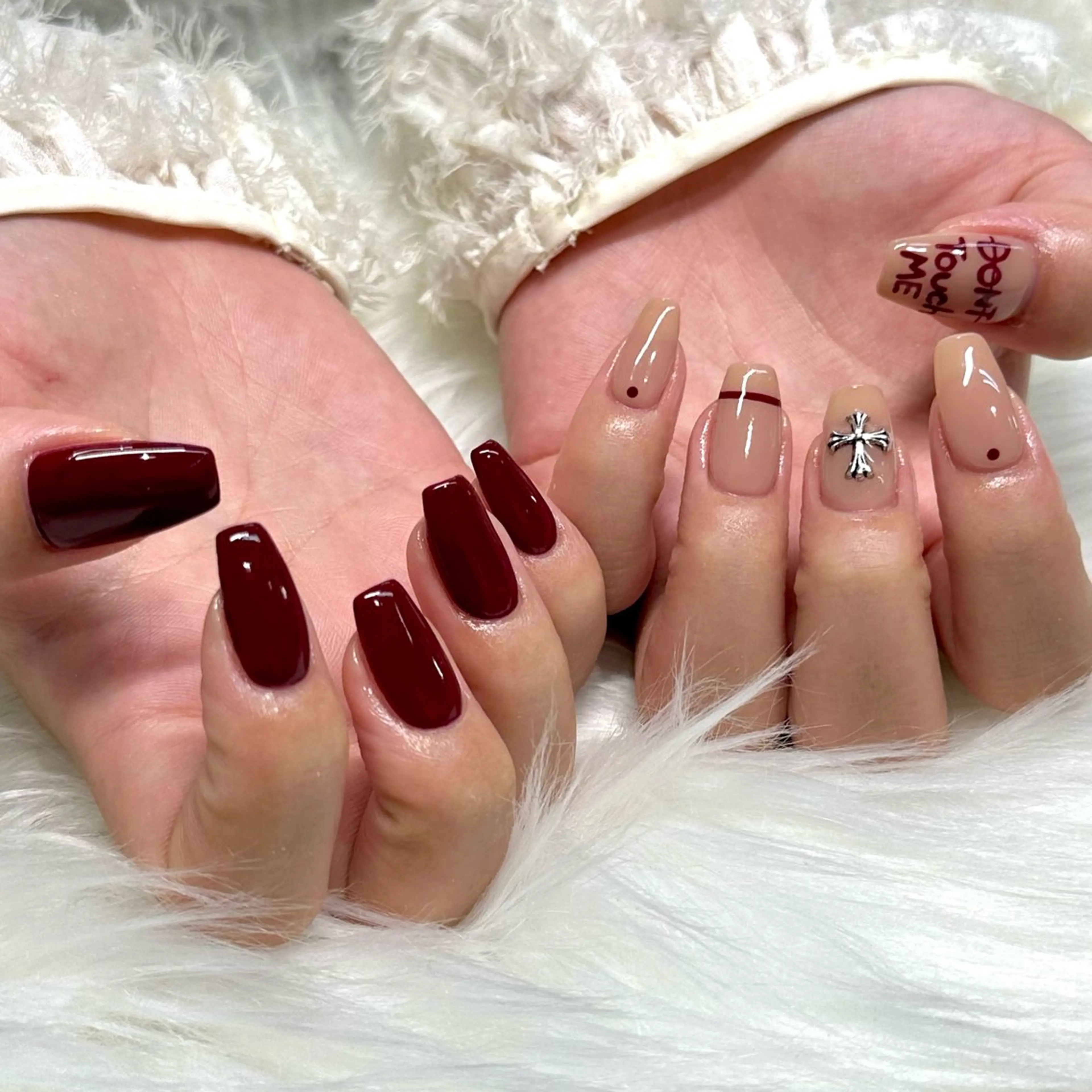 ネイル ボルドー ハンドネイル Bianca浦和西口 竹ノ内  愛彩のネイルデザイン