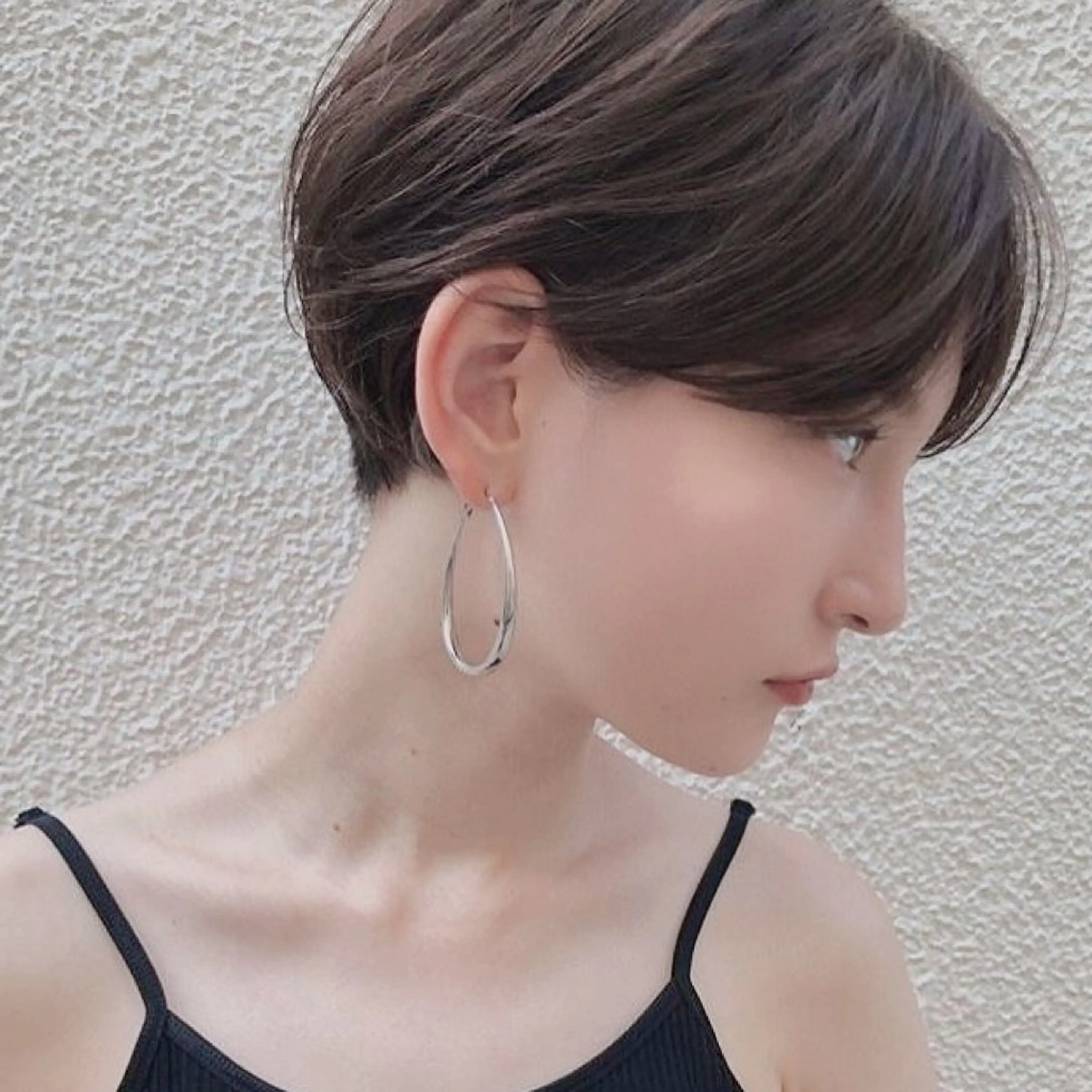 ショート ROBBY表参道所属・木村【ショート/ 耳だしショート】のヘアスタイル