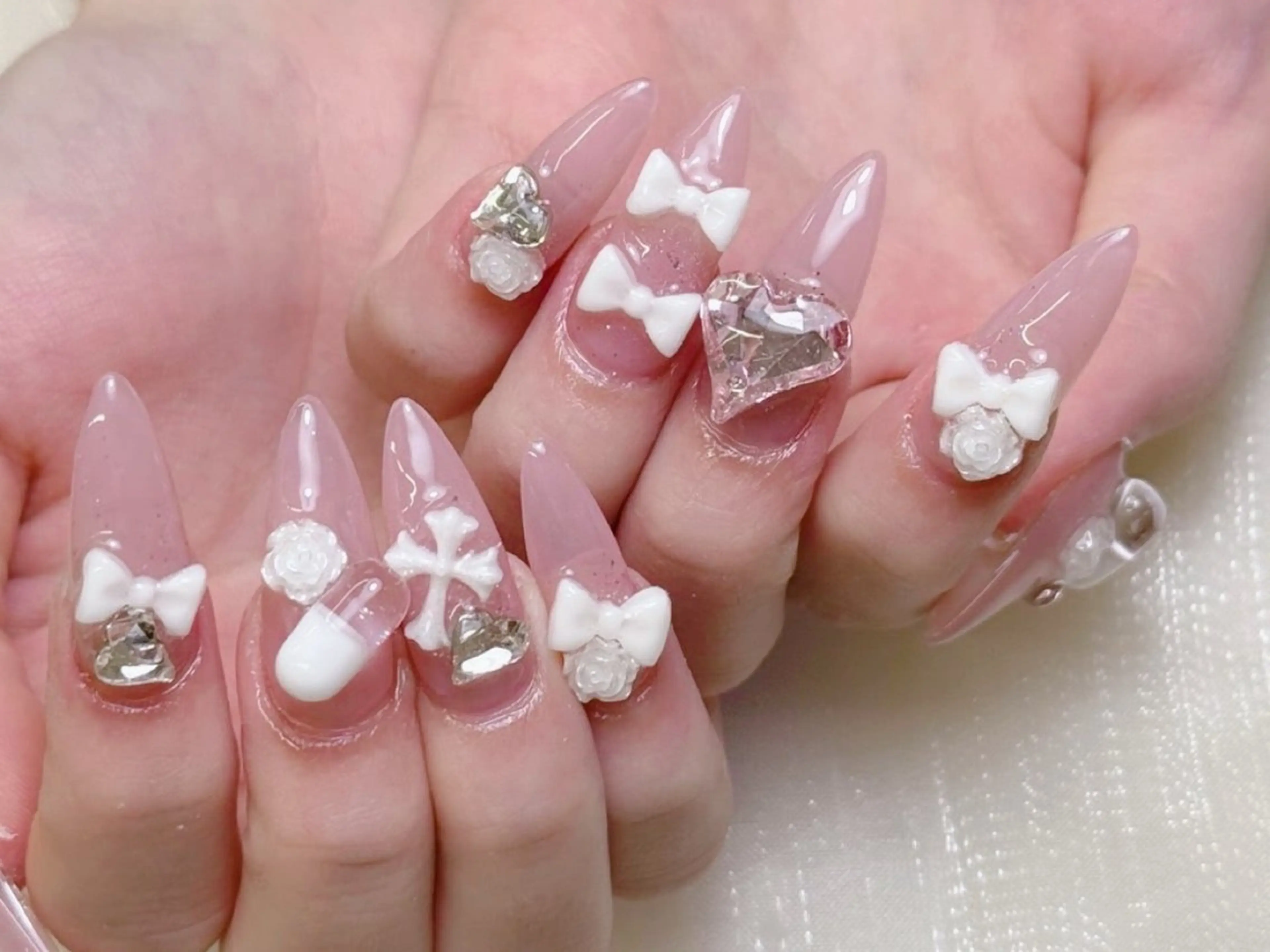 ネイル ハンドネイル lucky nail 歌舞伎町のネイルデザイン