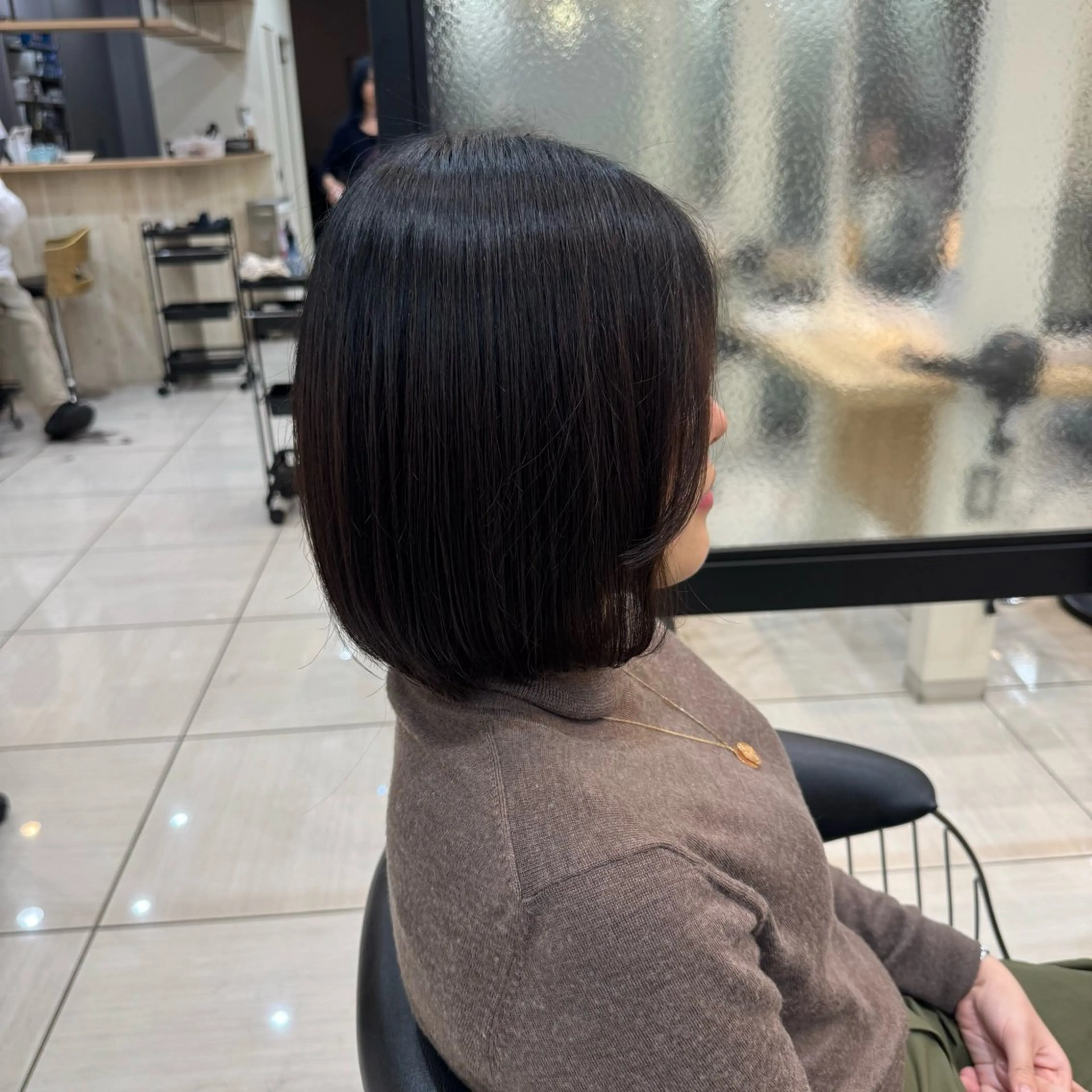 ショート seek next YUKI🤍のヘアスタイル
