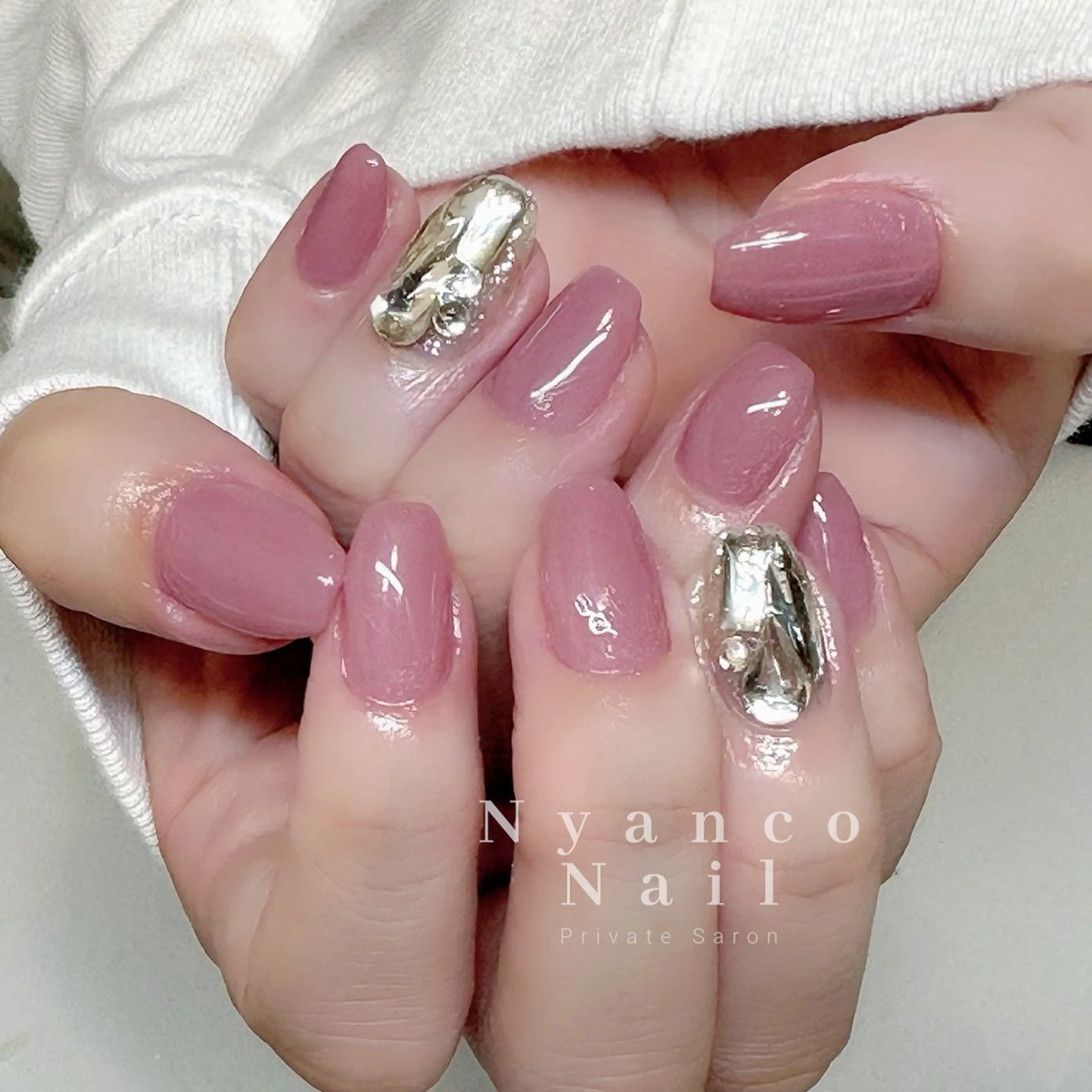 ネイル ジェルネイル キラキラネイル ワンカラーネイル ピンク ワンホンネイル Nyanco Nailのネイルデザイン