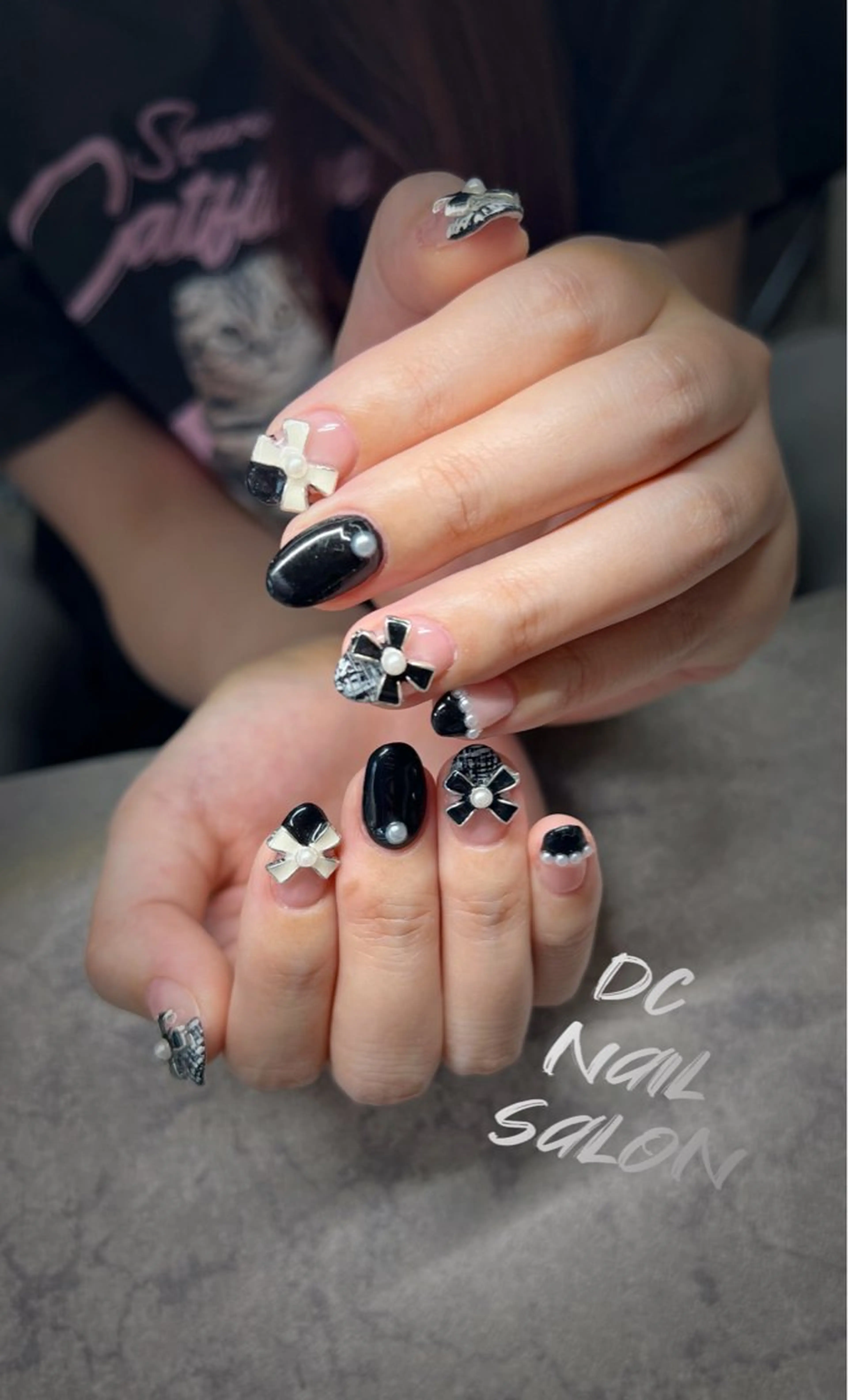 ネイル リボン DC nail salonのネイルデザイン