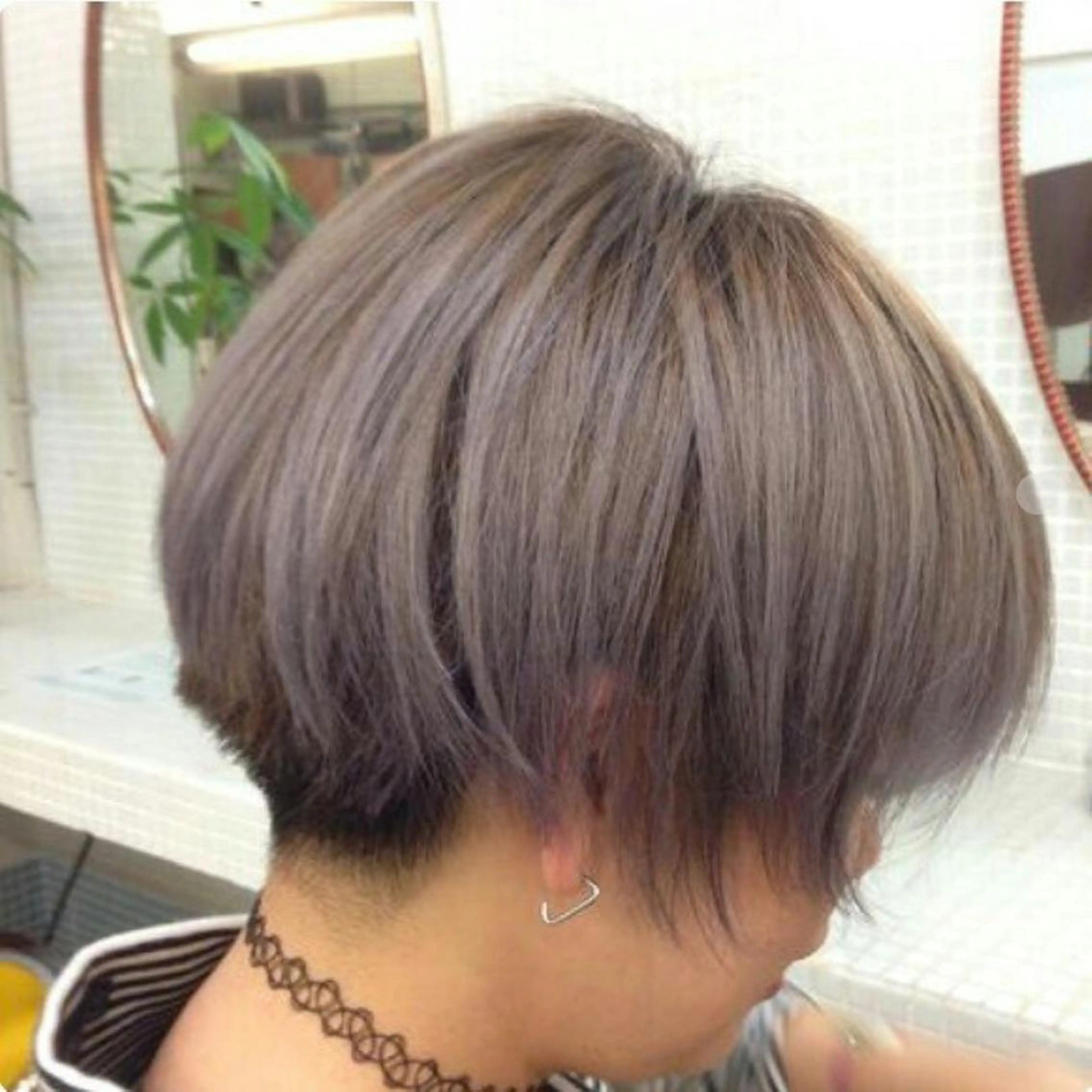 ショート カラー ⛑️髪質改善請負人 ⛑️ヤマザキタカヒトのヘアスタイル