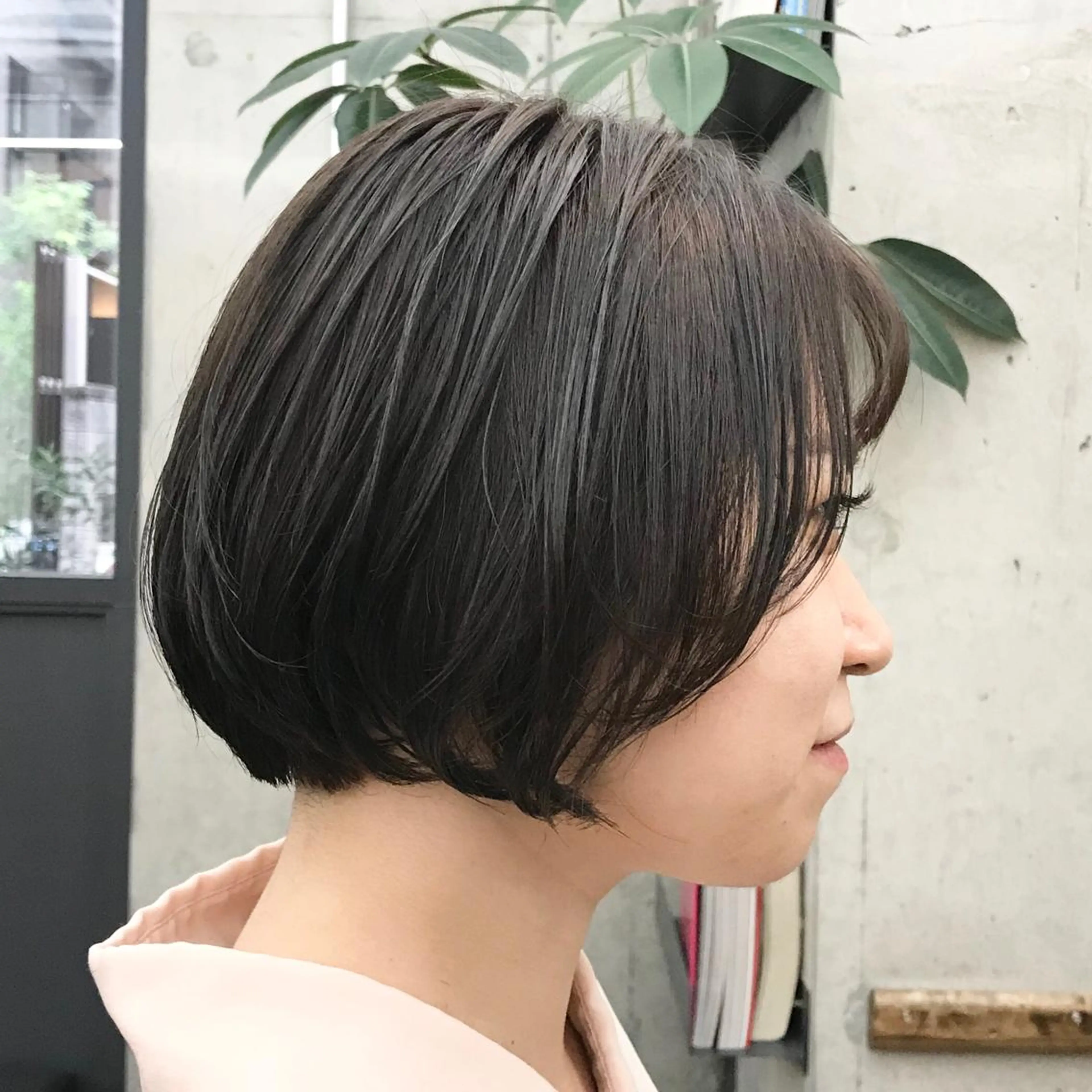 ショート カラー 丸みショート ブラウンカラー チョコレートブラウン ショートヘア カット ヘアカラー トリートメント ✂︎ウルフ・ショート ✂︎MIKUNIのヘアスタイル