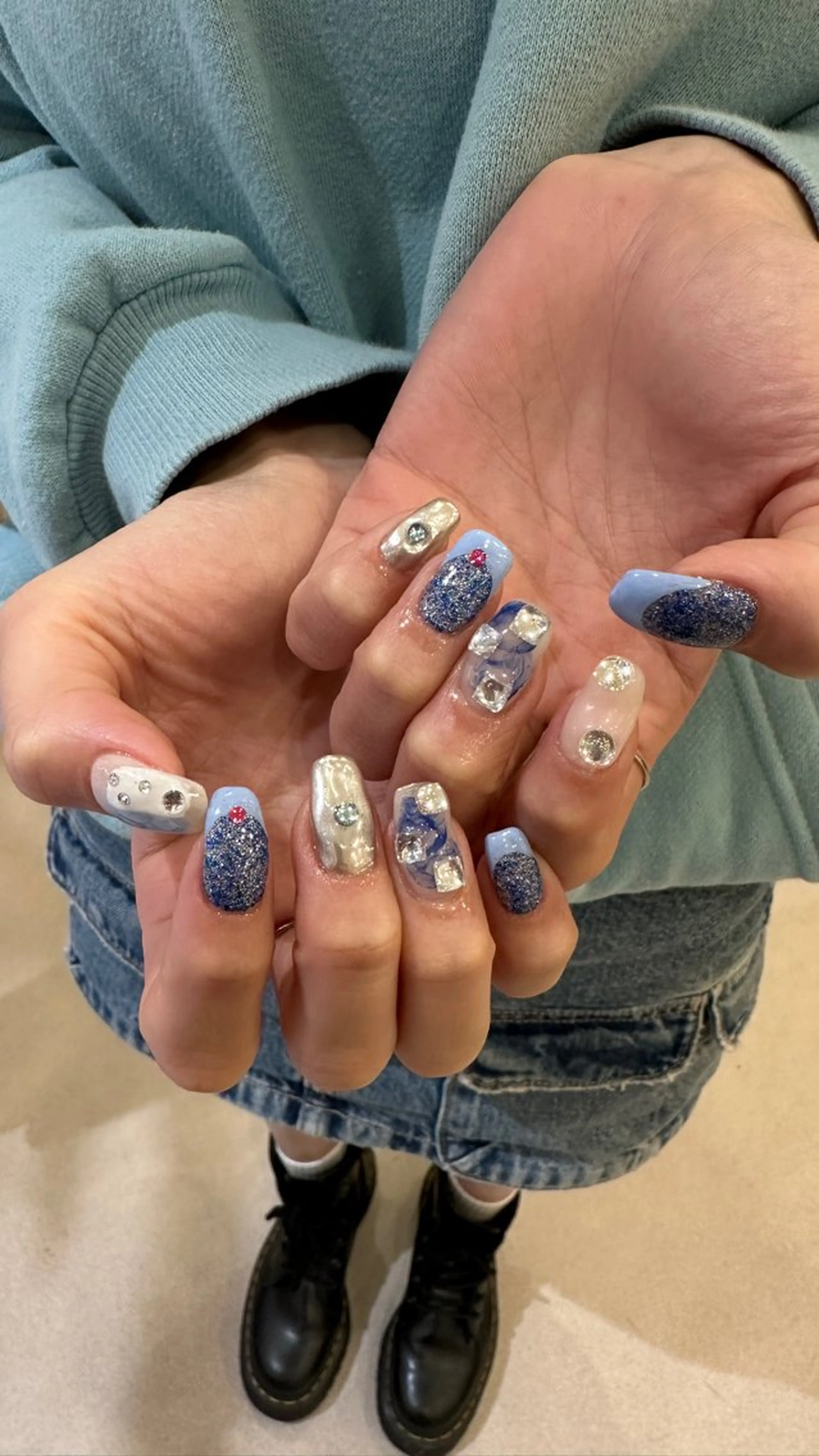 ネイル ハンドネイル ハンドケア 👽個性派ネイル🎀 komachiのネイルデザイン