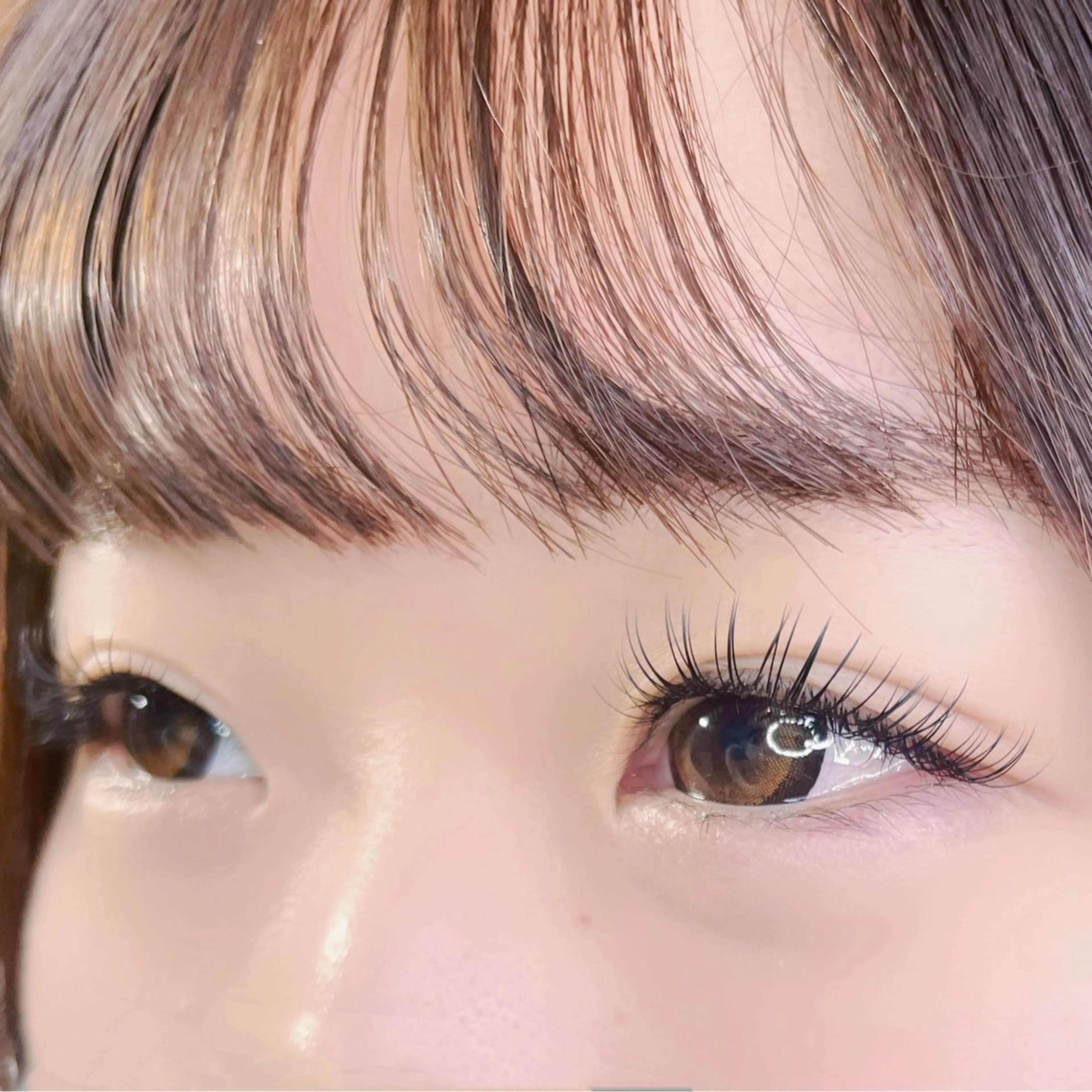 マツエク・マツパ フラットラッシュ private salon　Emer所属・Emer よしかわの眉毛・アイブロウイメージ
