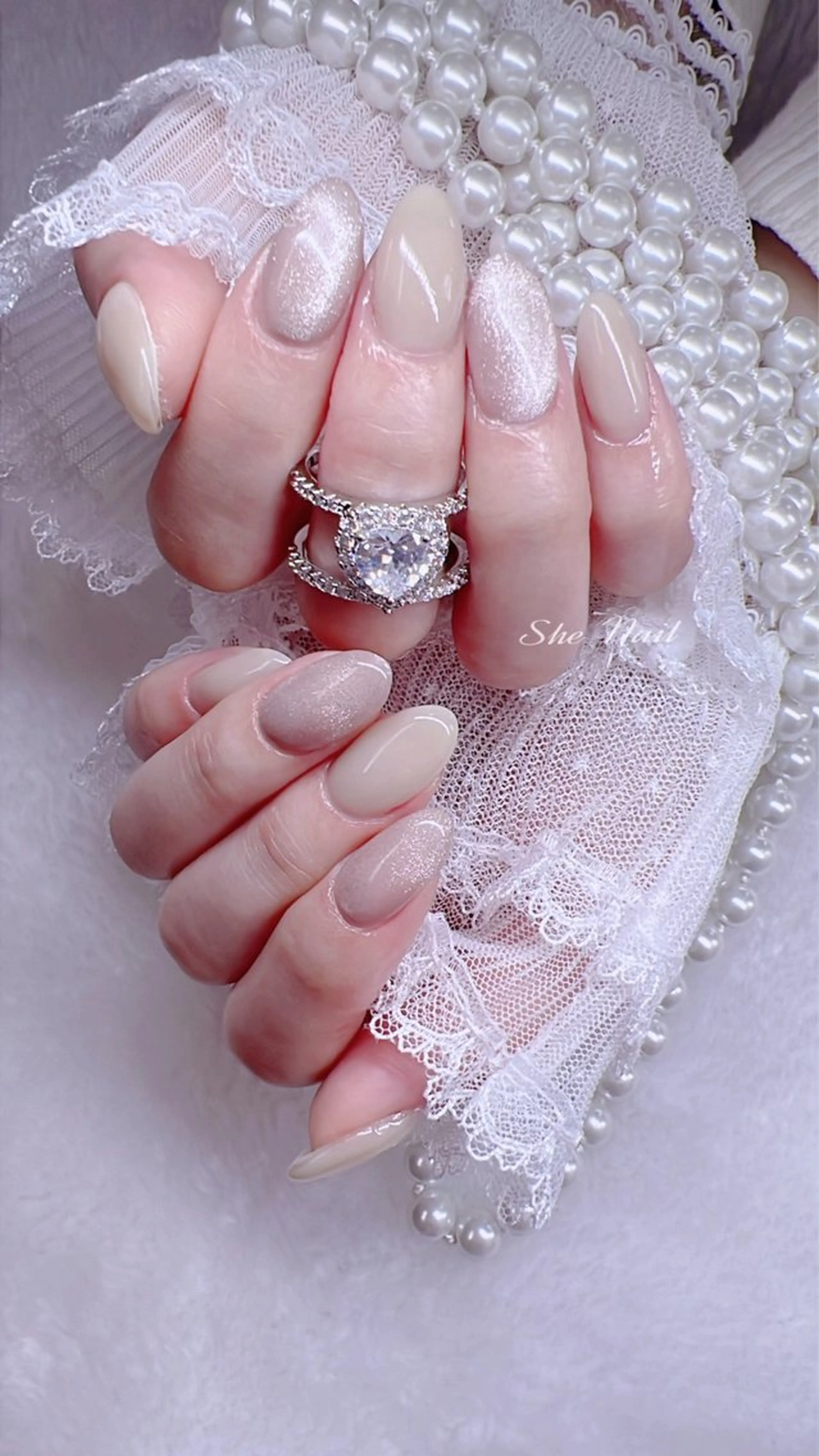 ネイル チークネイル 長さ出し フレンチネイル ハート キラキラネイル ハンドネイル She Nail所属・ISA_ BELLAのネイルデザイン