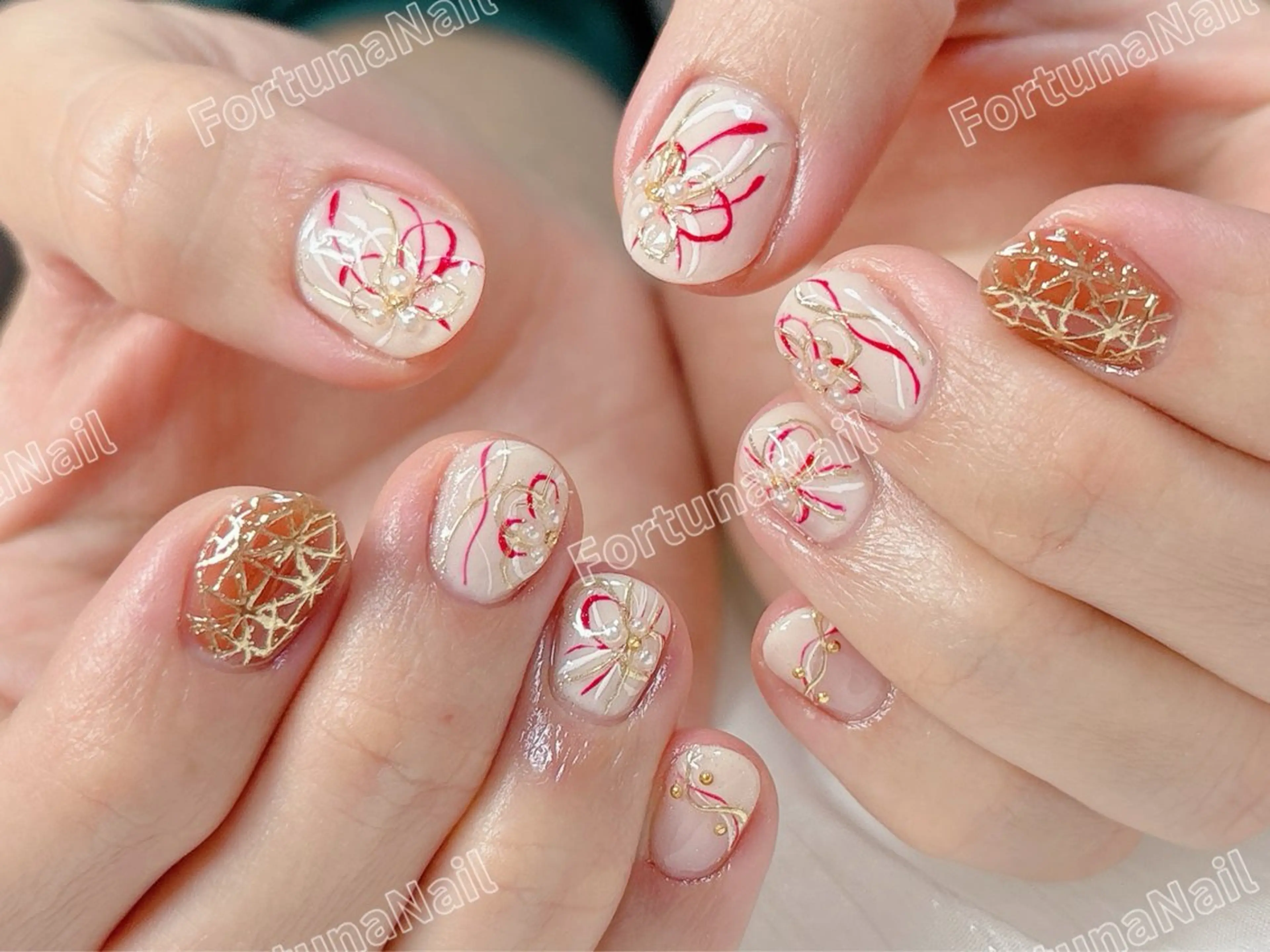 ネイル 成人式 ブライダルネイル ハンドネイル Nail •Head スパFortunaのネイルデザイン