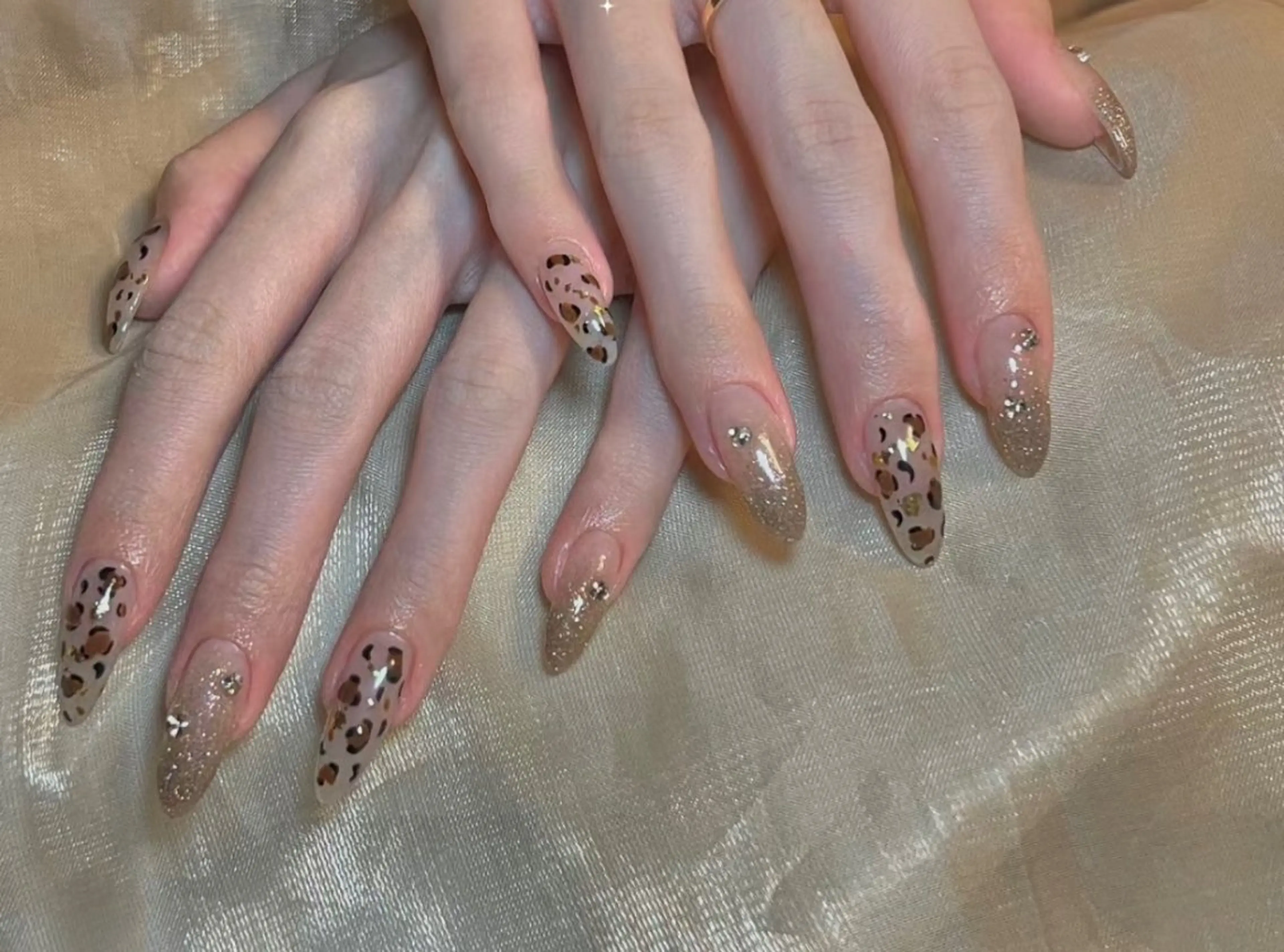 ネイル ハンドネイル ハンドケア 🍑 momo_nailのネイルデザイン